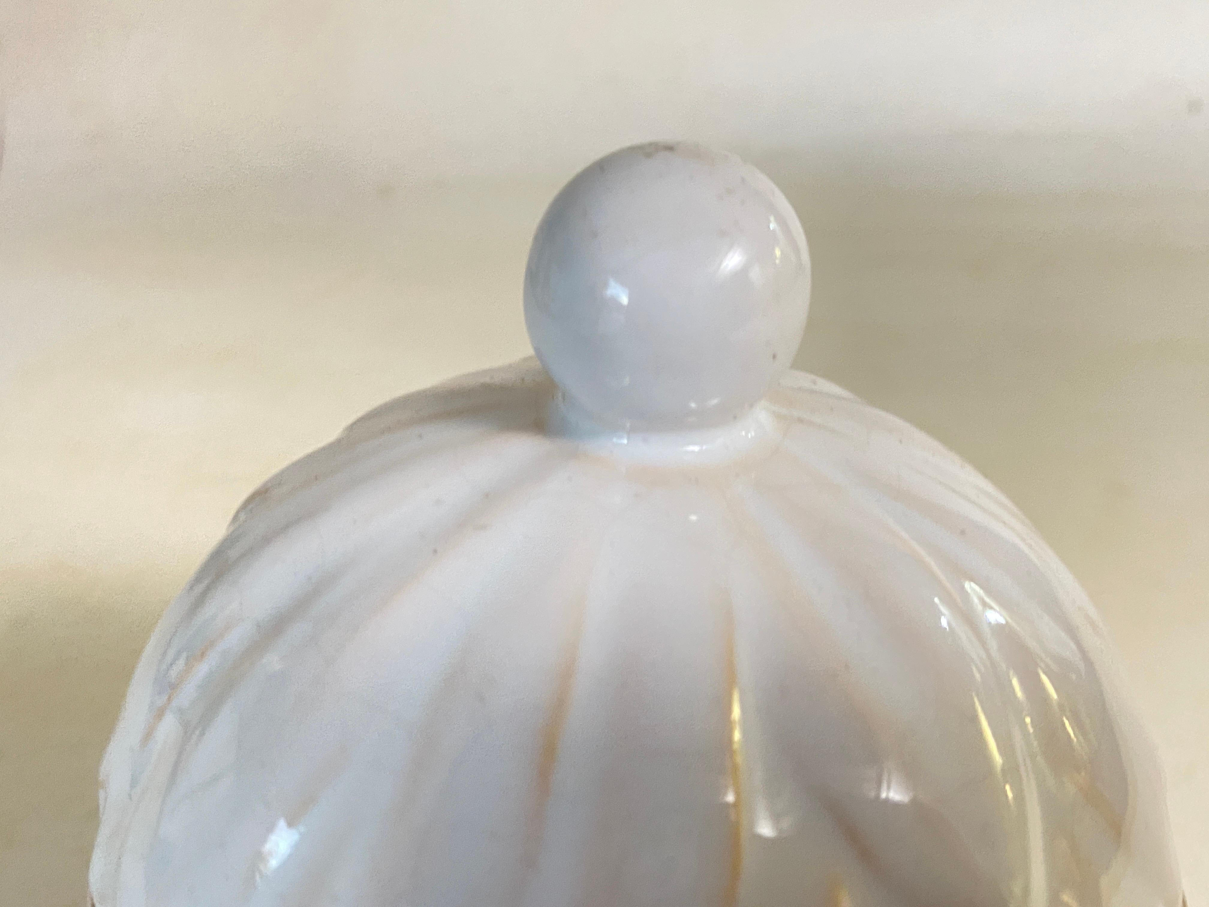 Zucker Französisch Porzellan Zucker Topf  Weiße Farbe von Sue & Mare, 20. Jahrhundert, Weiß im Angebot 9