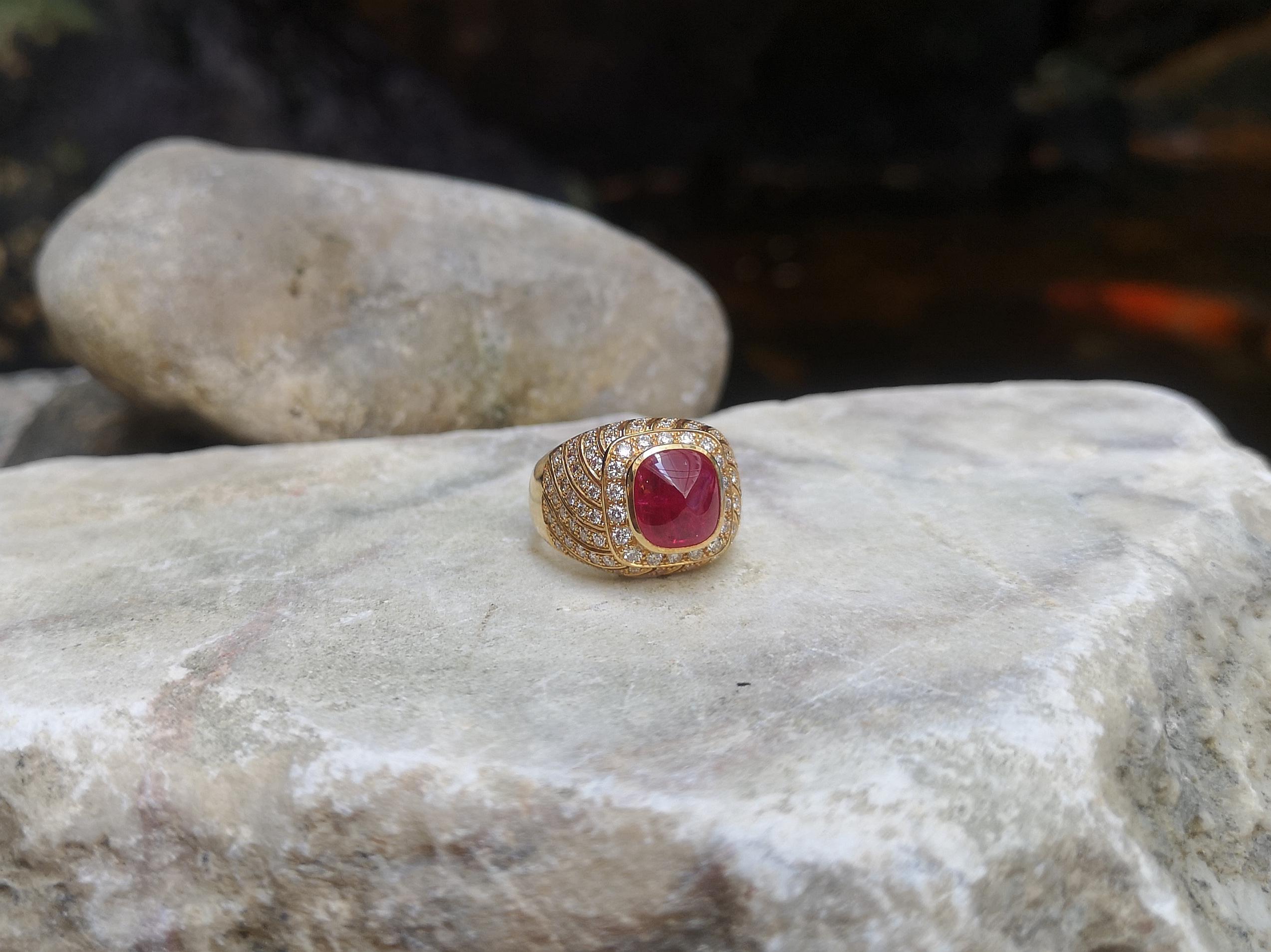 Sugar Loaf Cut Ruby with Brown Diamond Ring Set in 18 Karat Gold Settings In New Condition For Sale In Bangkok, TH