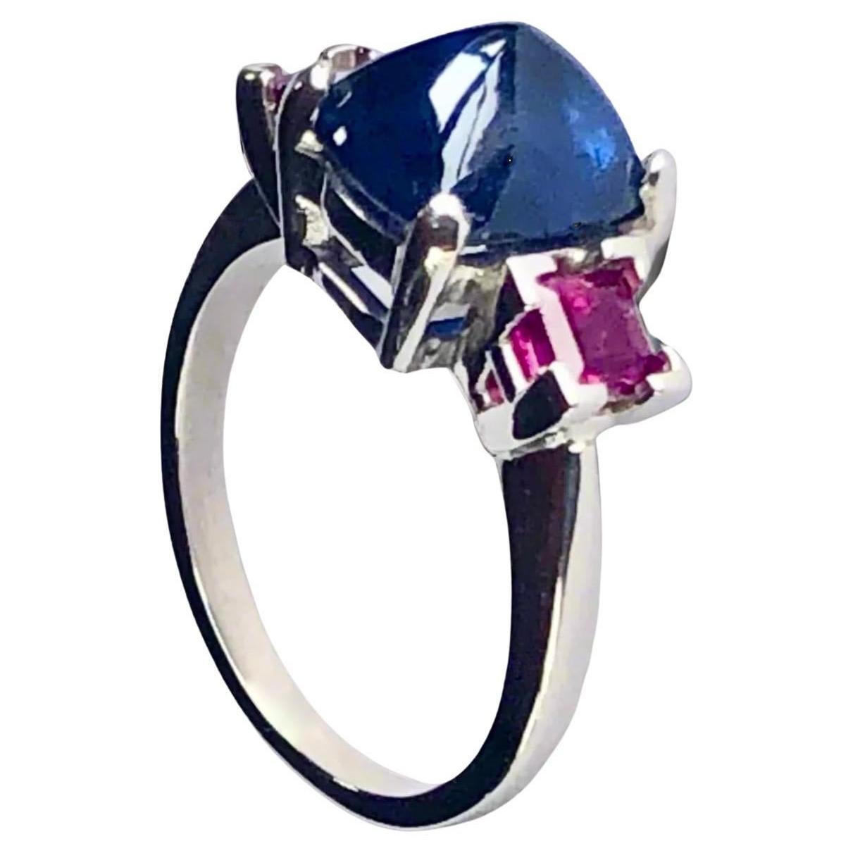 Sugarloaf Sapphire and Ruby Ring White Gold For Sale 3