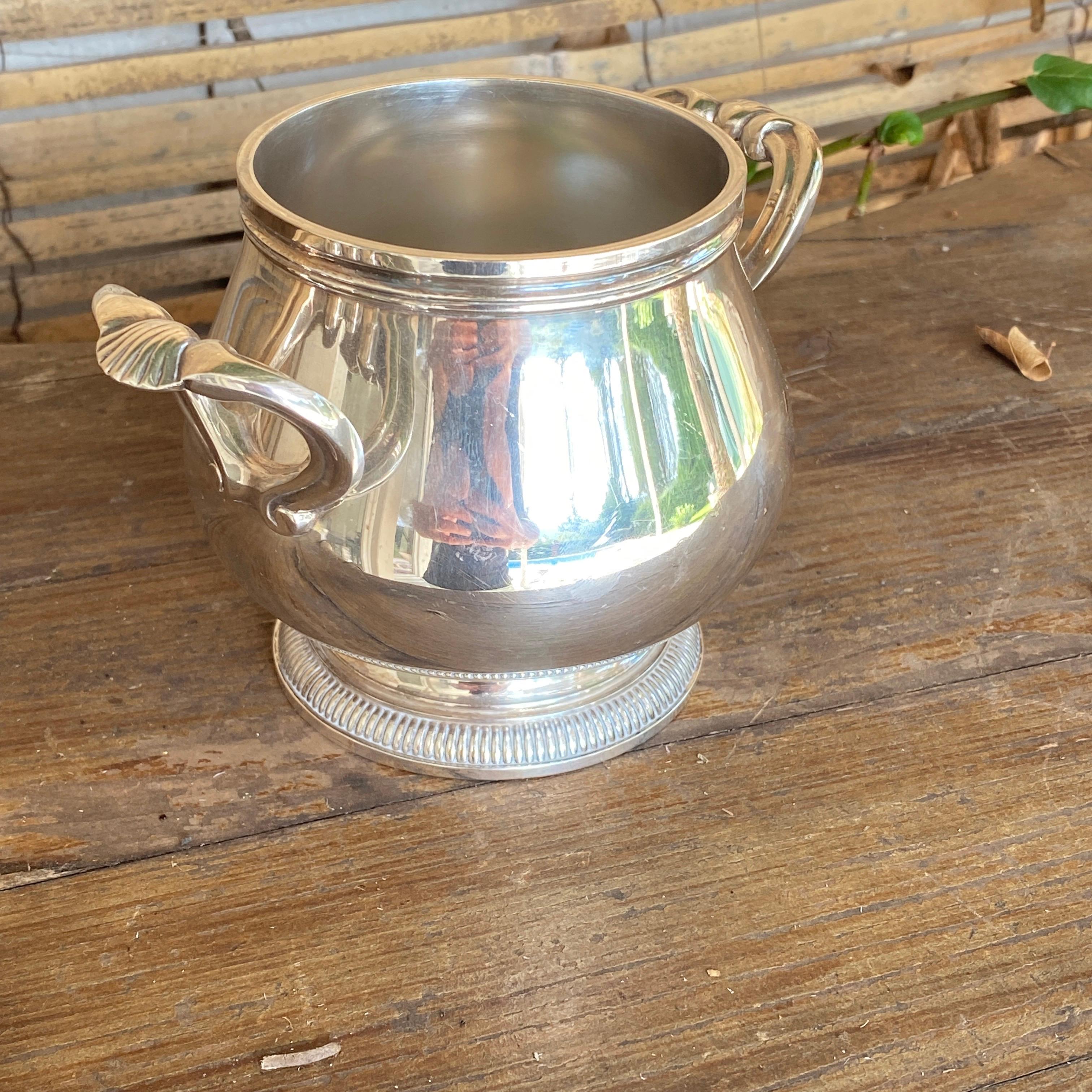 Sugar Pot in Silver Metal by Christofle, France, XX Century In Good Condition For Sale In Auribeau sur Siagne, FR