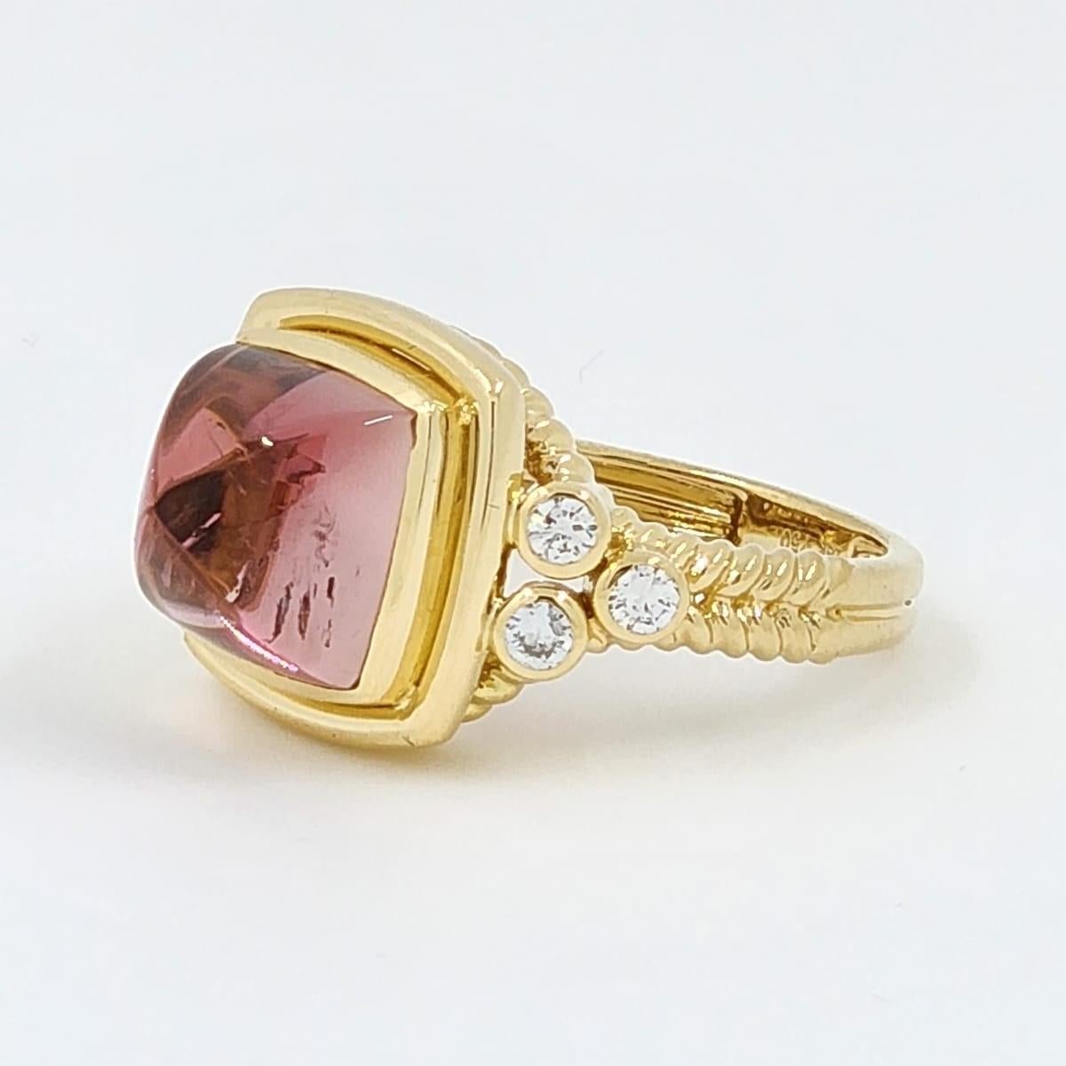 Cocktailring aus 18 Karat Gelbgold mit rosa Turmalin und Diamant im Zuckerhut-Cabochon-Schliff (Kegel-Cabochon)