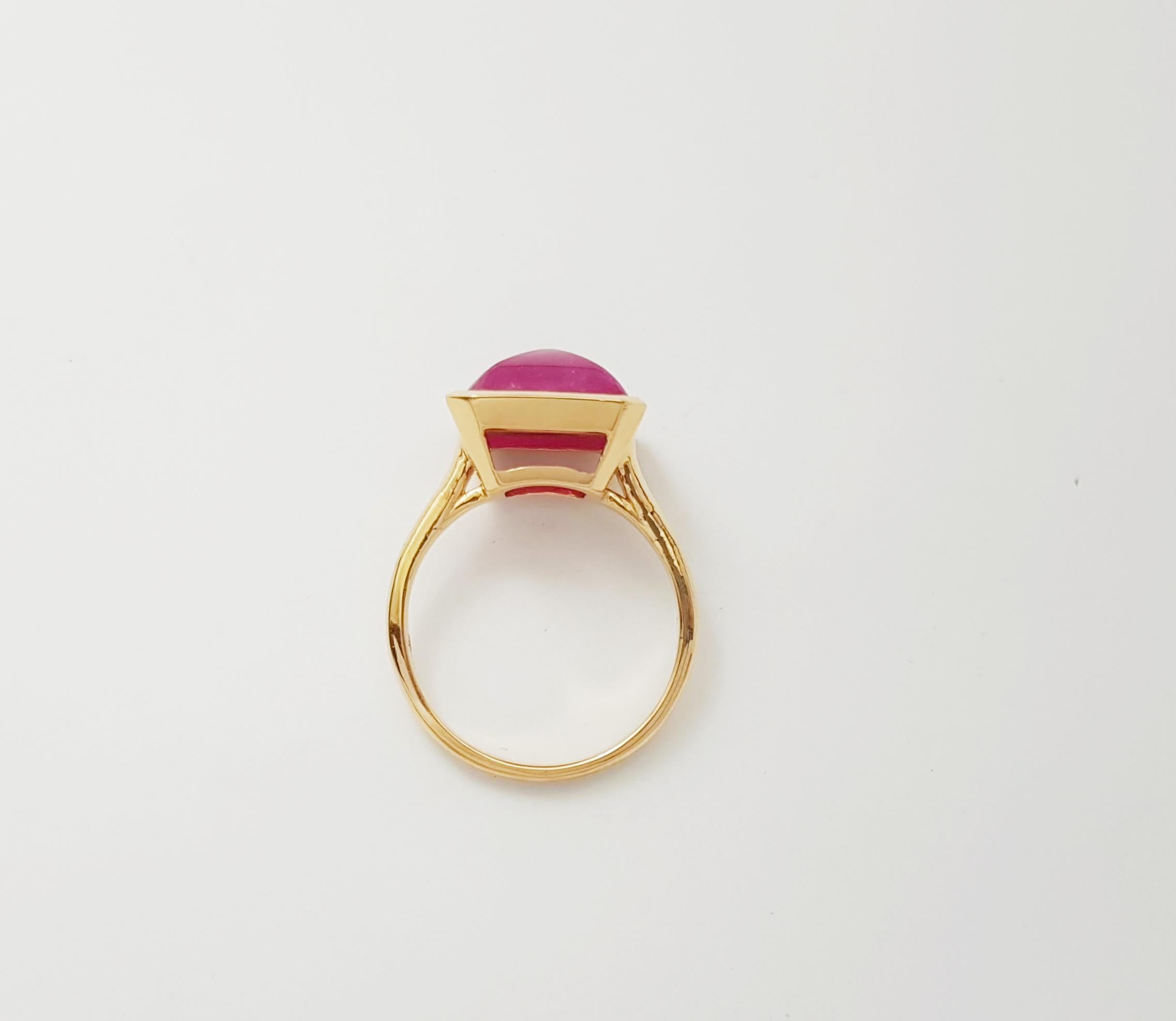 Anello con rubino cabochon Sugarloaf con montatura in oro 14K in vendita 6