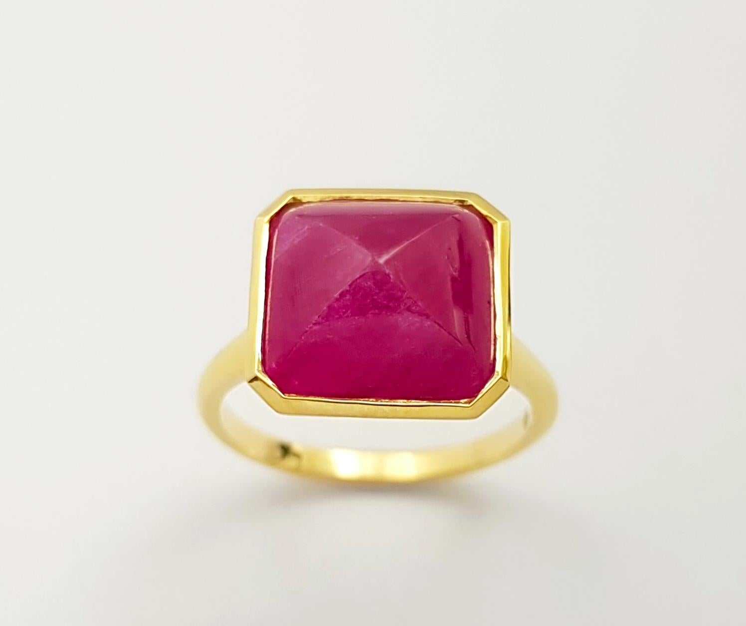 Anello con rubino cabochon Sugarloaf con montatura in oro 14K in vendita 2