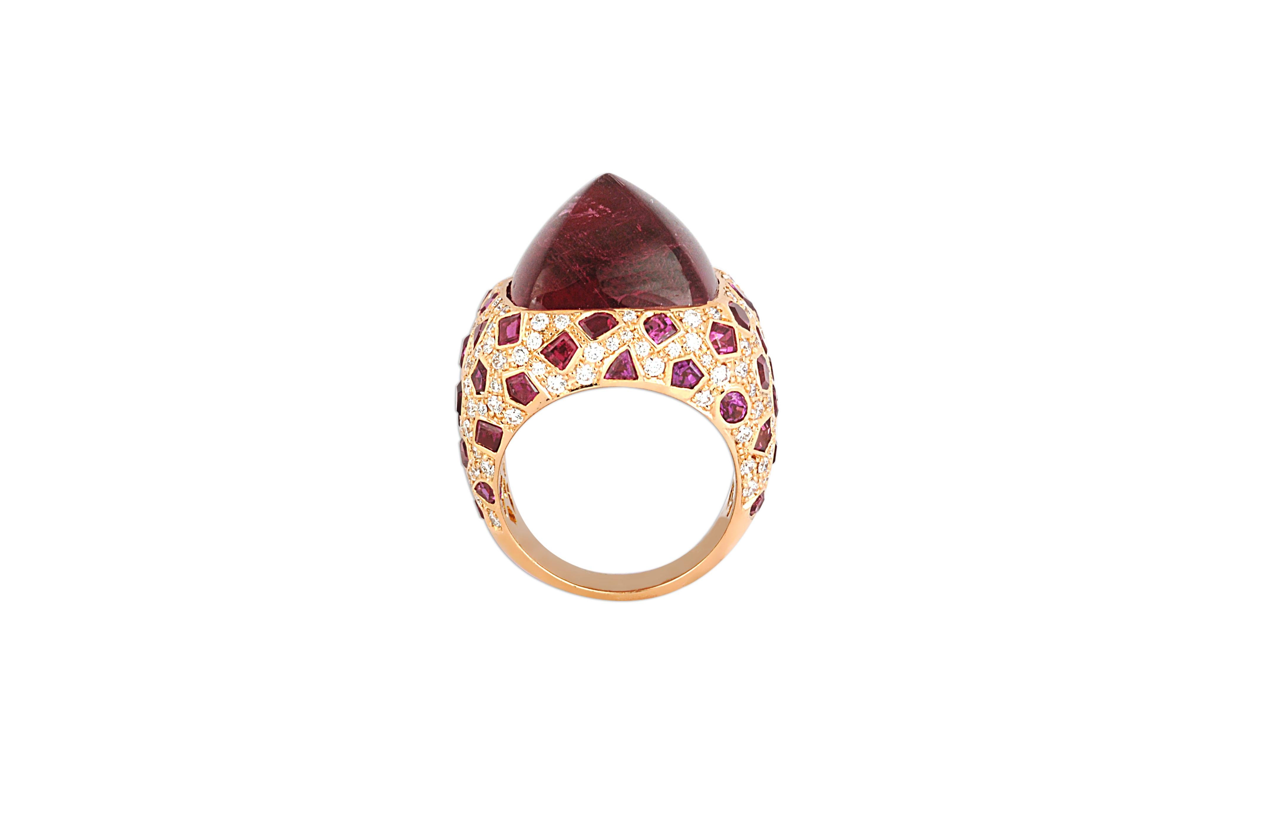 Contemporary Sugarloaf Rubellite, Ruby with Diamond Ring Set in 18 Karat Pink Gold Settings For Sale
