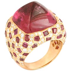 Anello Sugarloaf Rubellite, Rubino e Diamante con montatura in oro rosa 18 carati
