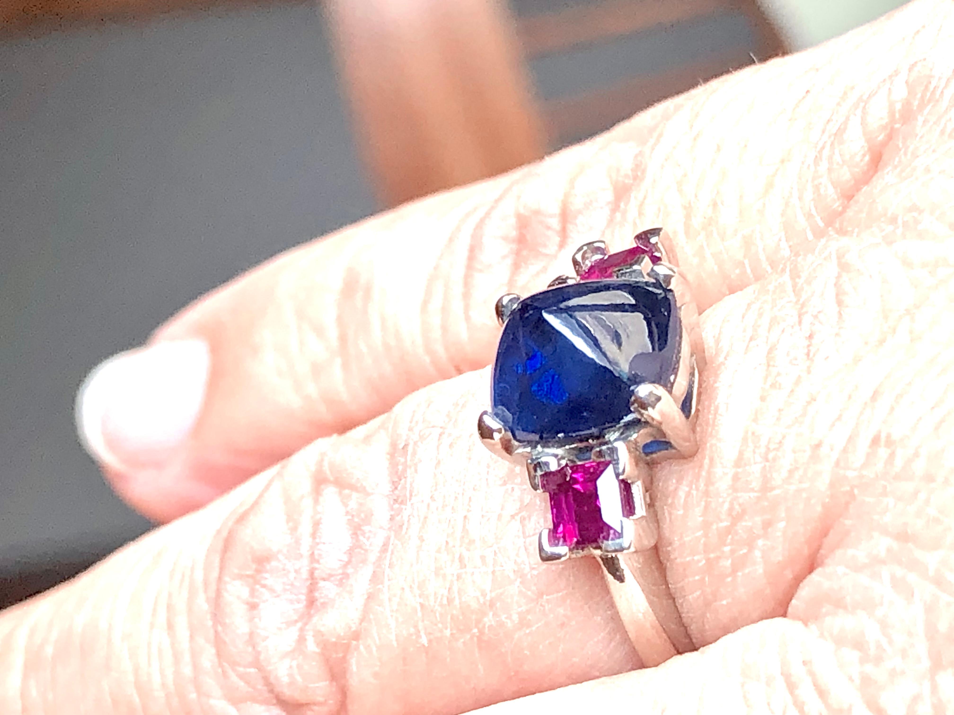 Sugarloaf Sapphire and Ruby Ring White Gold For Sale 2