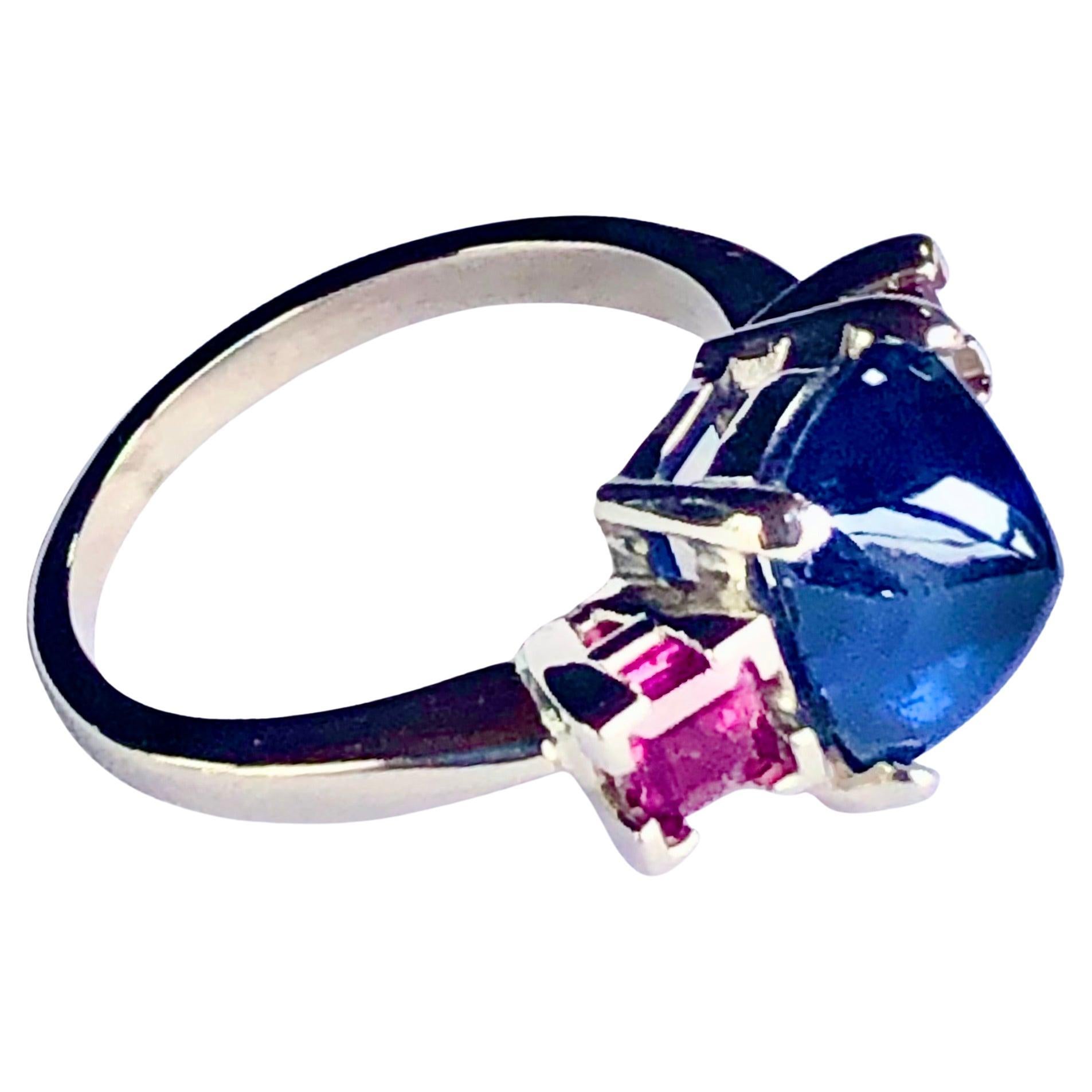 Sugarloaf Sapphire and Ruby Ring White Gold