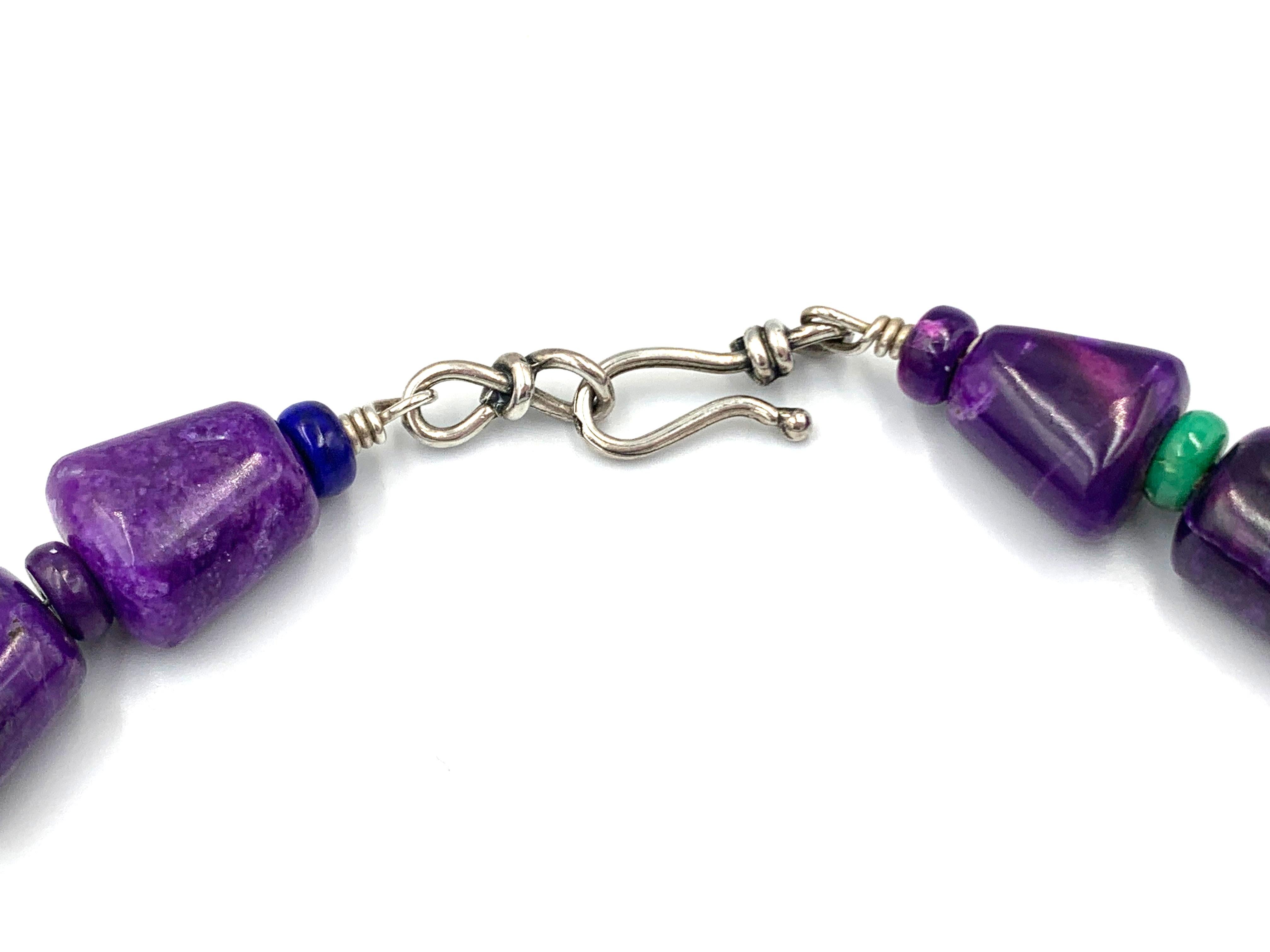 Collana di perline di Sugilite di Bruce Eckhardt in vendita 5