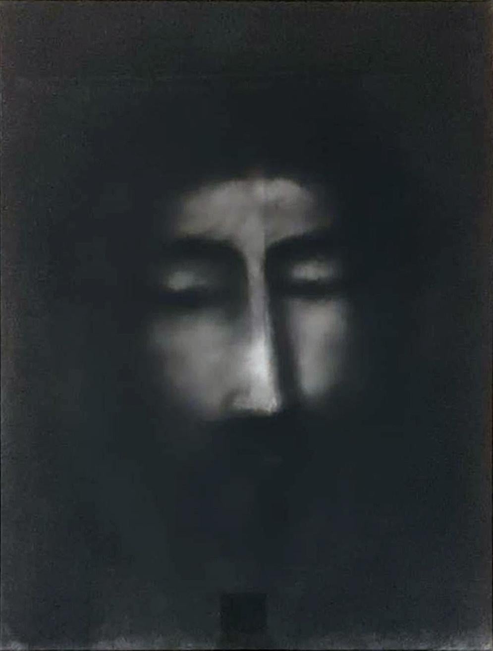 Suhas Roy - Cristo
Carboncillo sobre lienzo
12 x 16 pulgadas, 2014
( Enmarcado y entregado )

En esta obra sin título, Suhas Roy presenta un sereno pero conmovedor rostro realizado en técnica mixta, envuelto en tonos cálidos y espirituales. Los