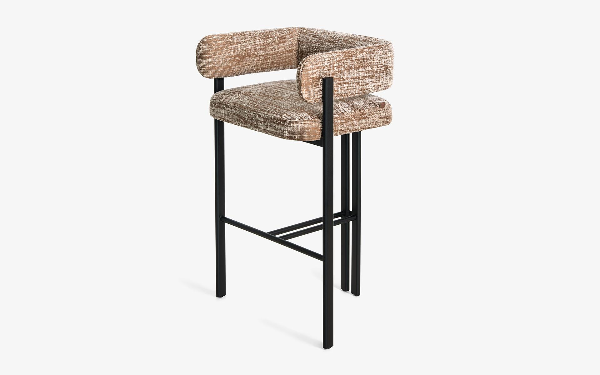 Modern Sui Bar Chair With Static Painted Metal Leg For Sale