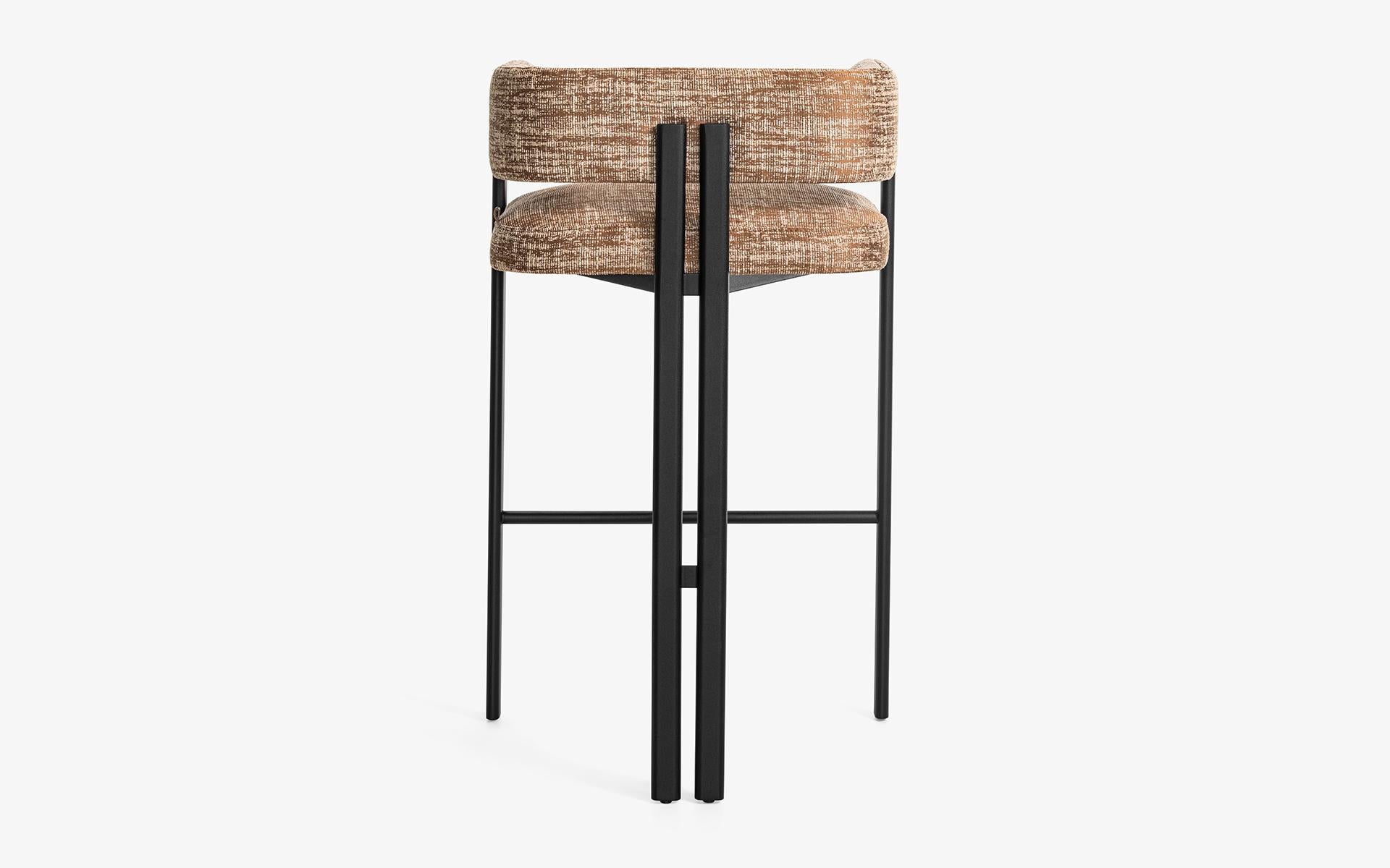 Turkish Sui Bar Chair With Static Painted Metal Leg For Sale