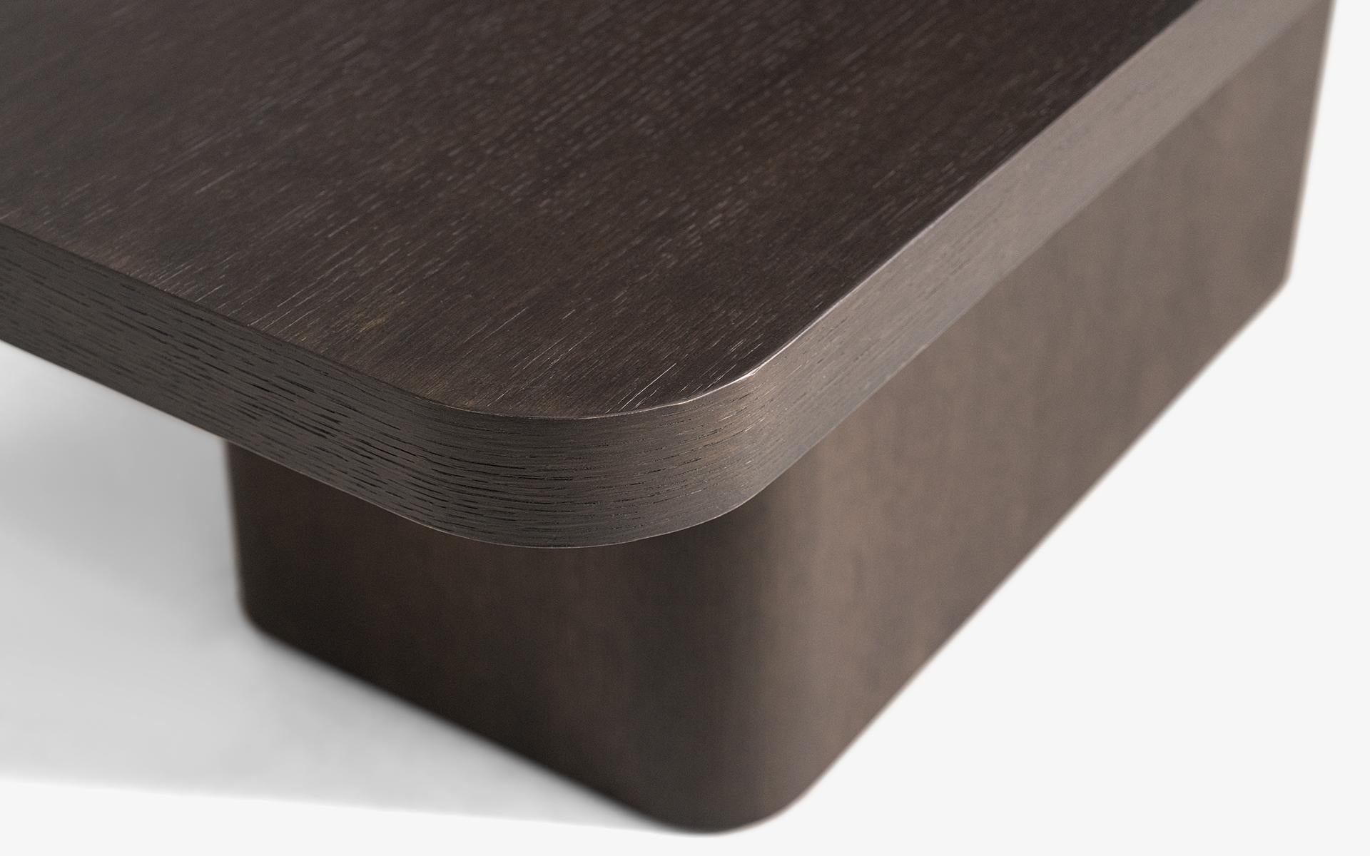 Contemporary Sui Coffee Table With First Class Dark Oak Veneer 55.1