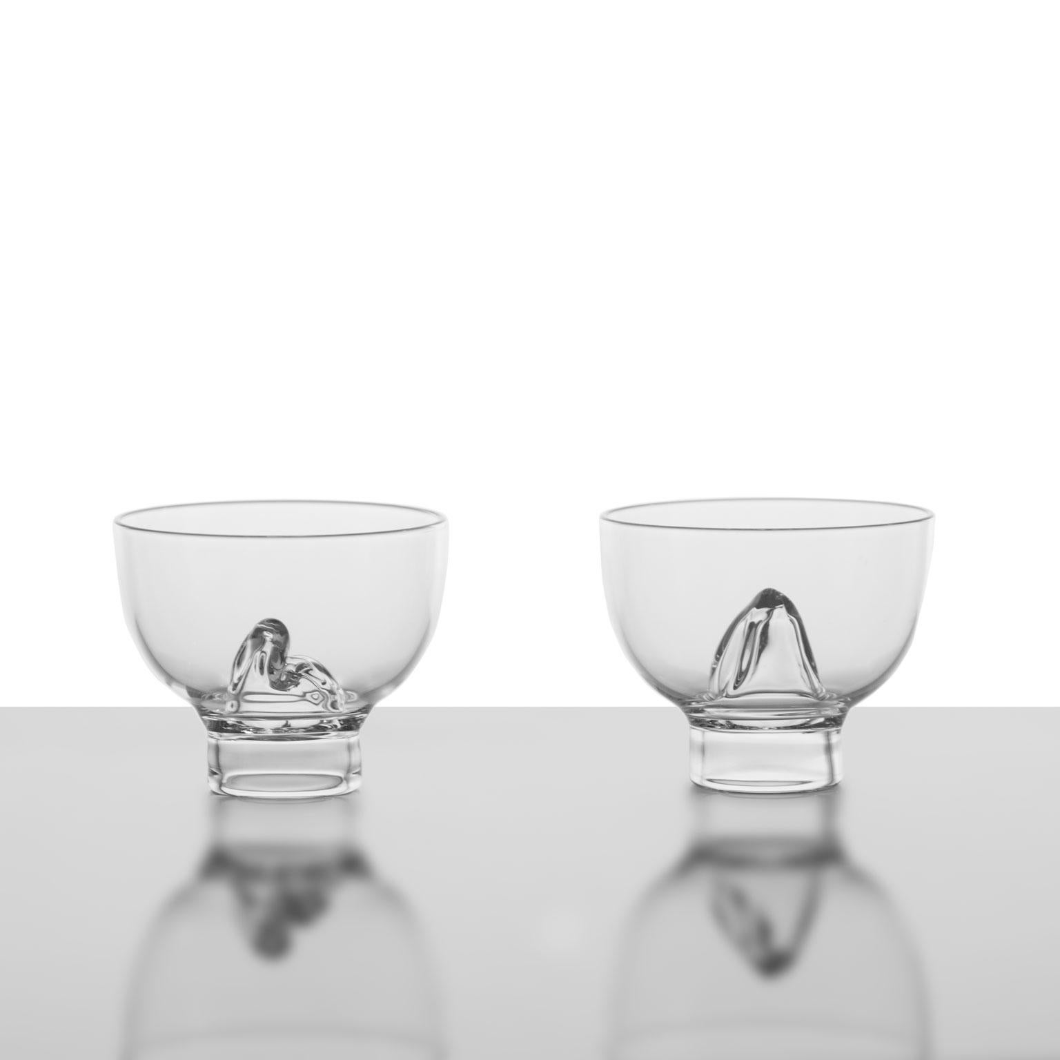 Suiseki Tea Cups
A pair of Hand-Blown Glass Tea Cups by Simone Crestani

Suiseki Tea Cups are two of the pieces from the Nature Collection.

 