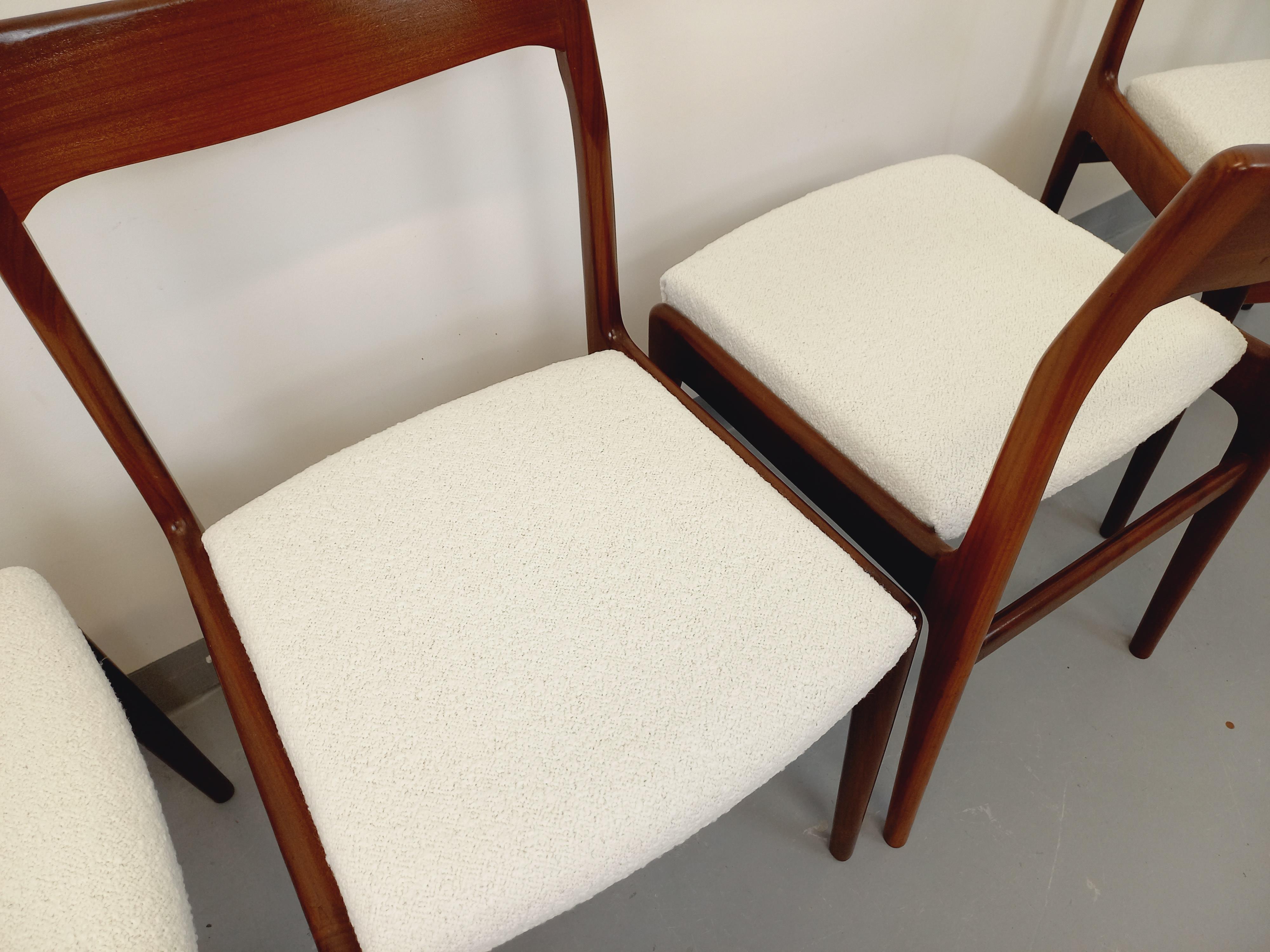 Suite mit 4 skandinavischen Liegestühlen aus den 60er Jahren in Teakholz (Skandinavische Moderne) im Angebot
