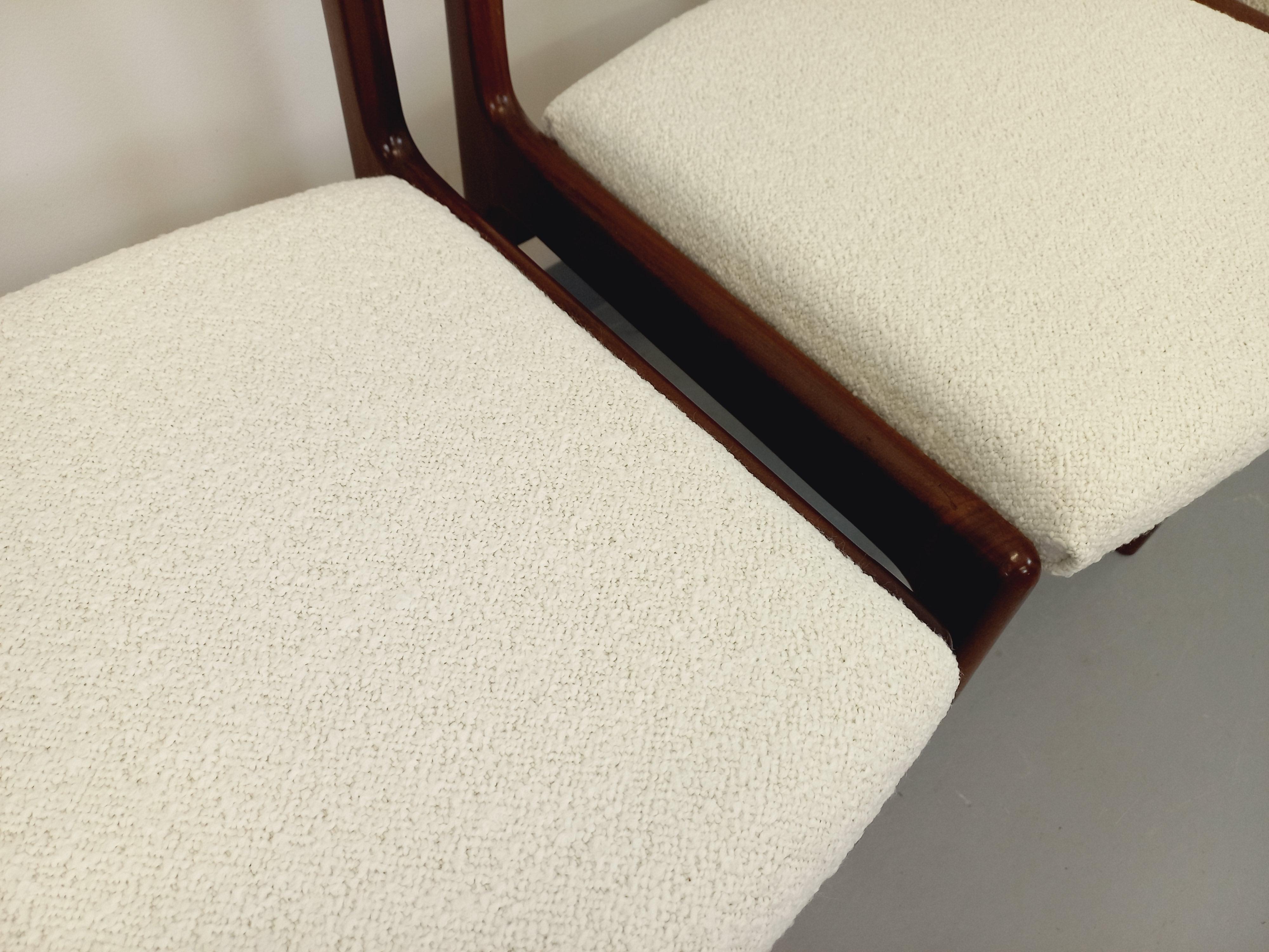 Suite mit 4 skandinavischen Liegestühlen aus den 60er Jahren in Teakholz im Angebot 3