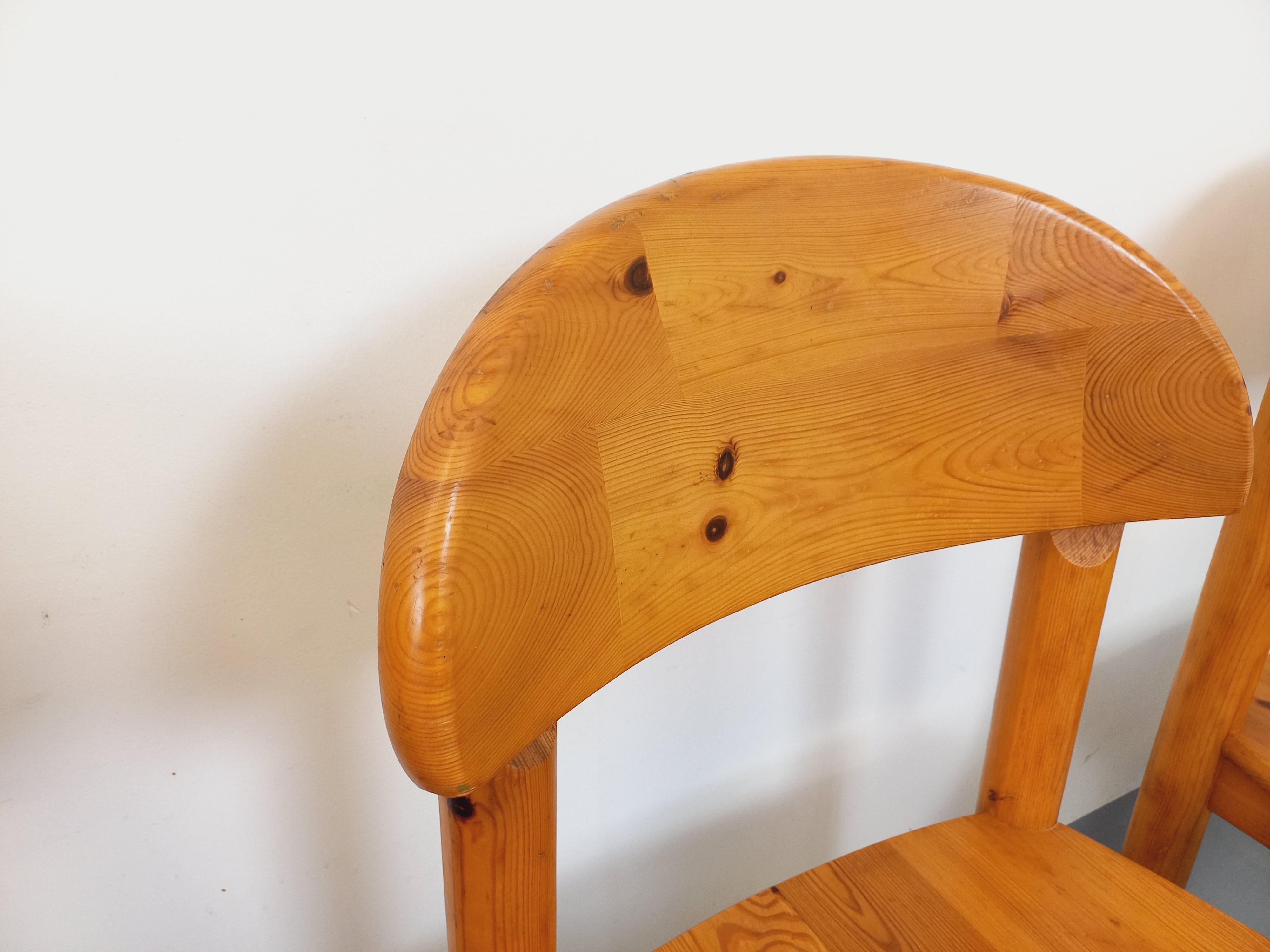 Suite de 4 chaises scandinaves vintage Rainer Daumiller en pin des années 70 im Angebot 10