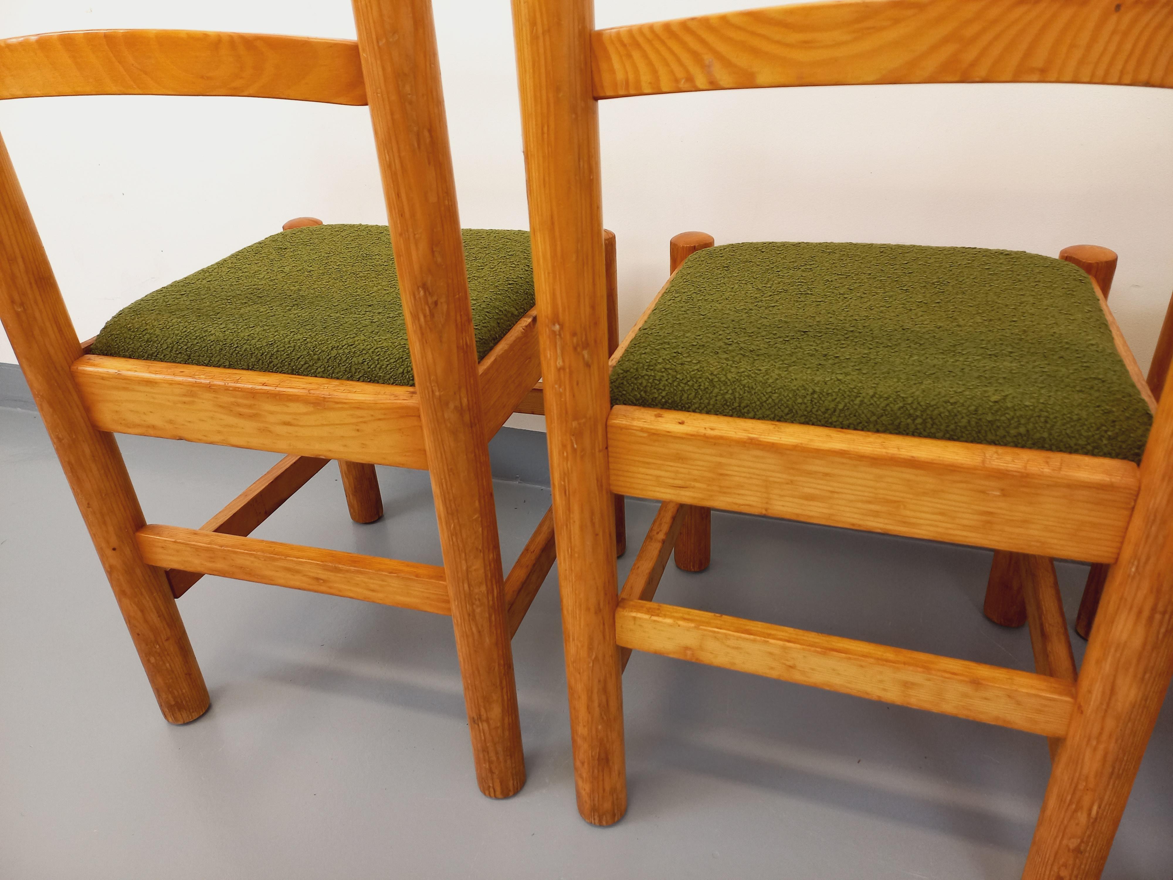 Suite di 4 sedie a sdraio vintage in spillo e tessuto bouclette vert kaki degli anni '70 in vendita 4