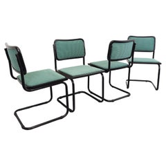 Suite de 4 chaises vintage Marcel Breuer Cesca B32 style Bauhaus en métal noir