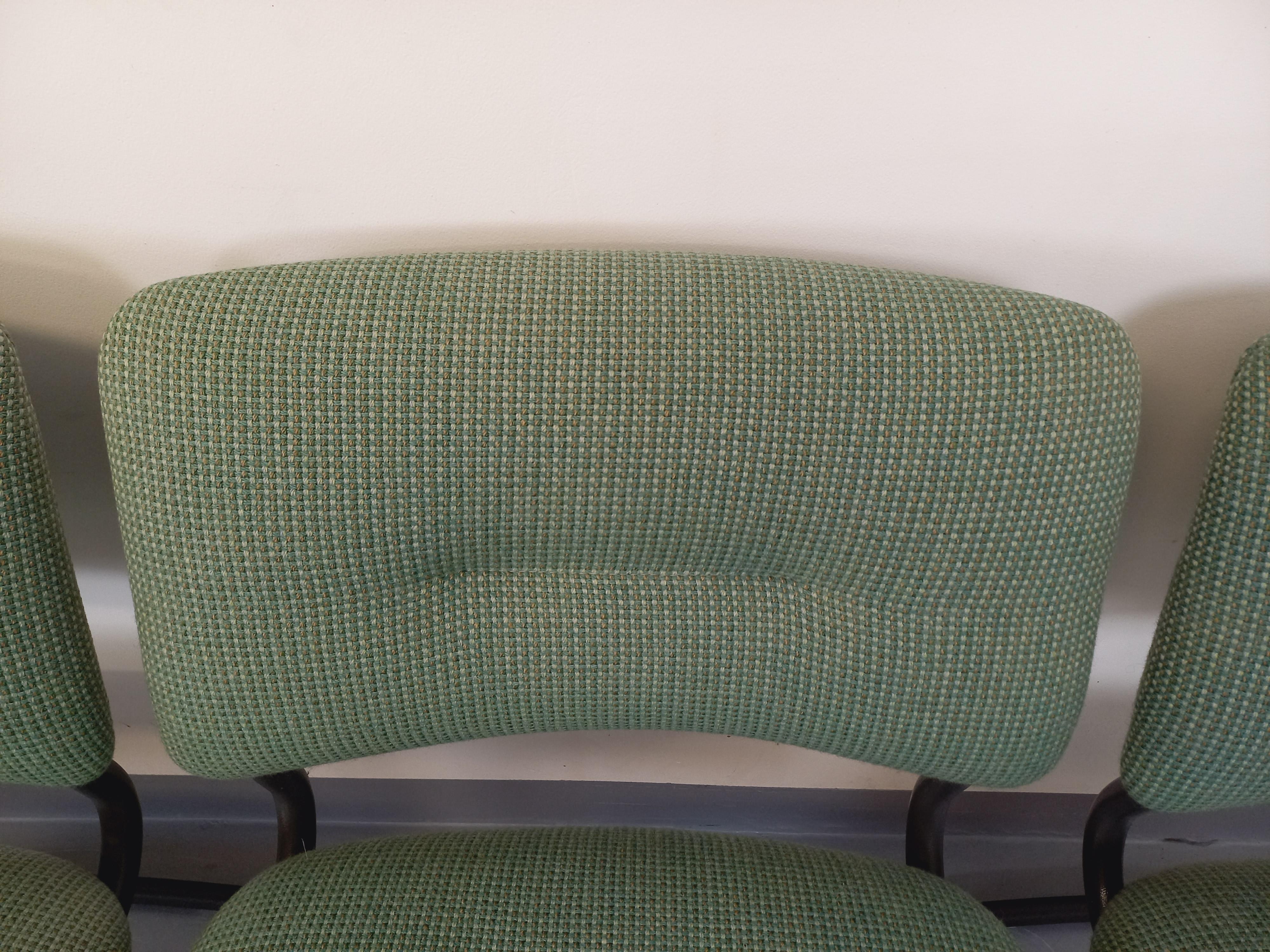 Suite de 4 chaises vintage Steelcase style Marcel Breuer Cesca B32 en métal gris For Sale 7