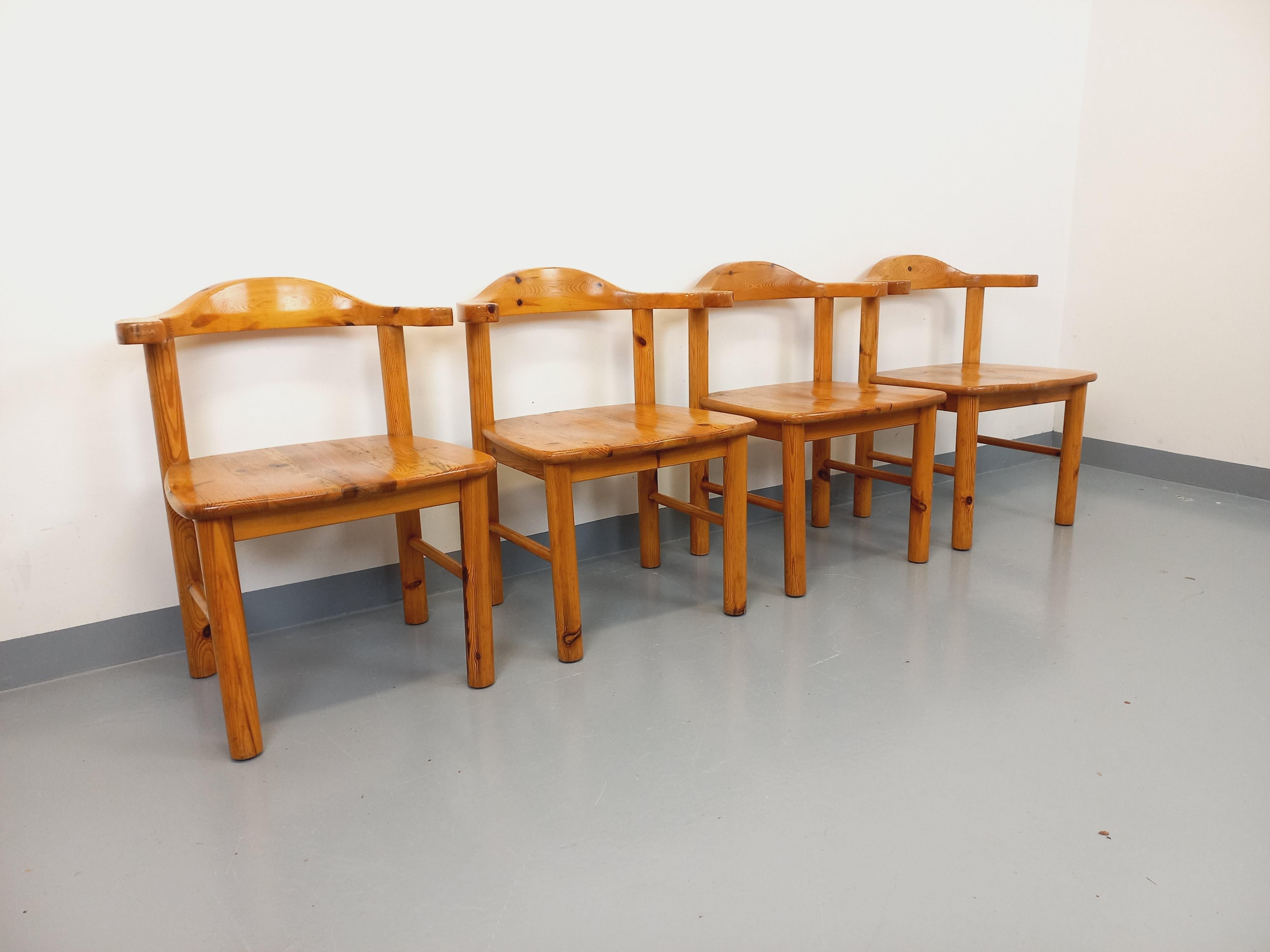 Suite de 4 fauteuils style Rainer Daumiller en pin des années 60 70 en venta 5