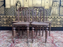 Suite de 5 chaises Thonet numéro 41