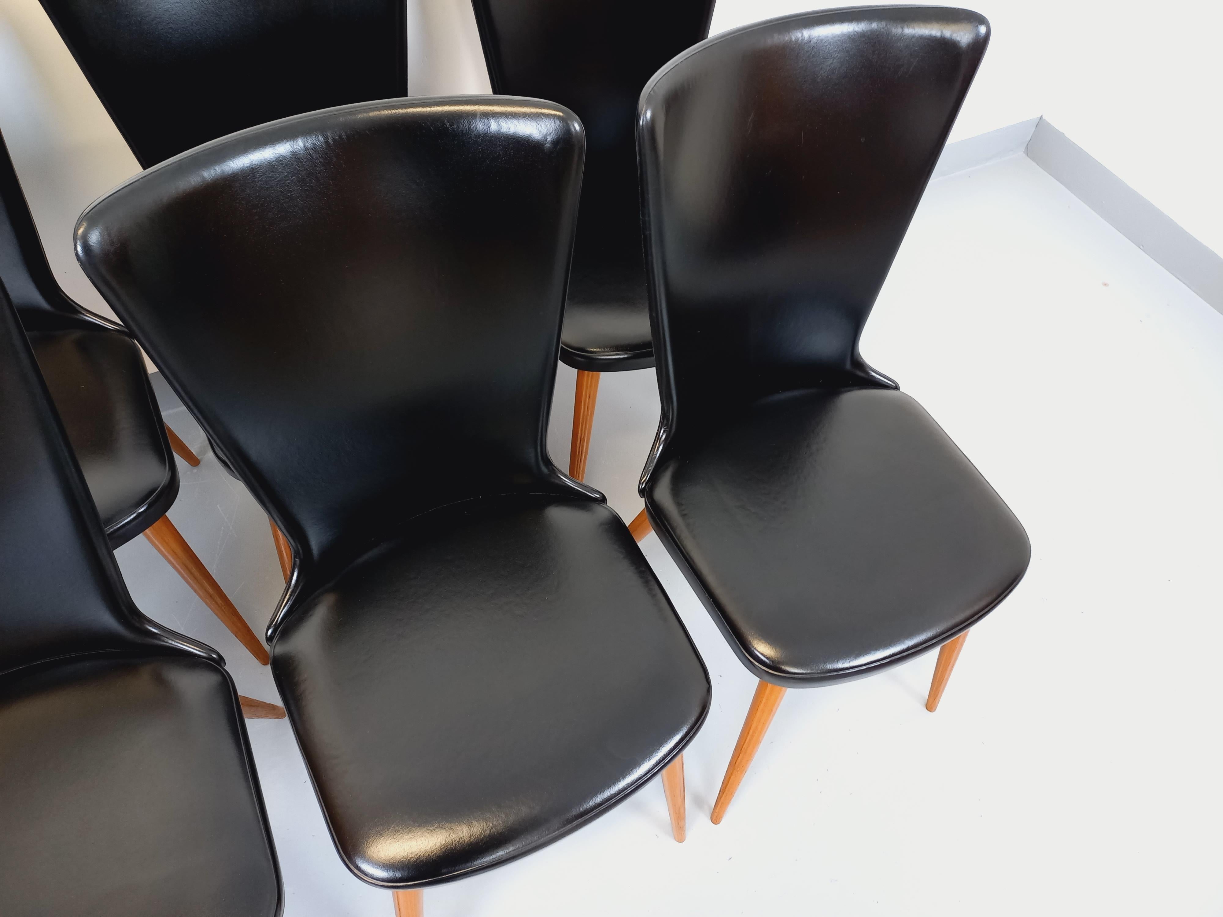 Suite di 6 sedie Baumann Essor vintage in bois de hêtre e skai degli anni '60 In condizioni buone in vendita a BESANÇON, FR