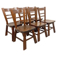 Suite de 6 chaises brutalistes vintage en bois de chêne des années 50