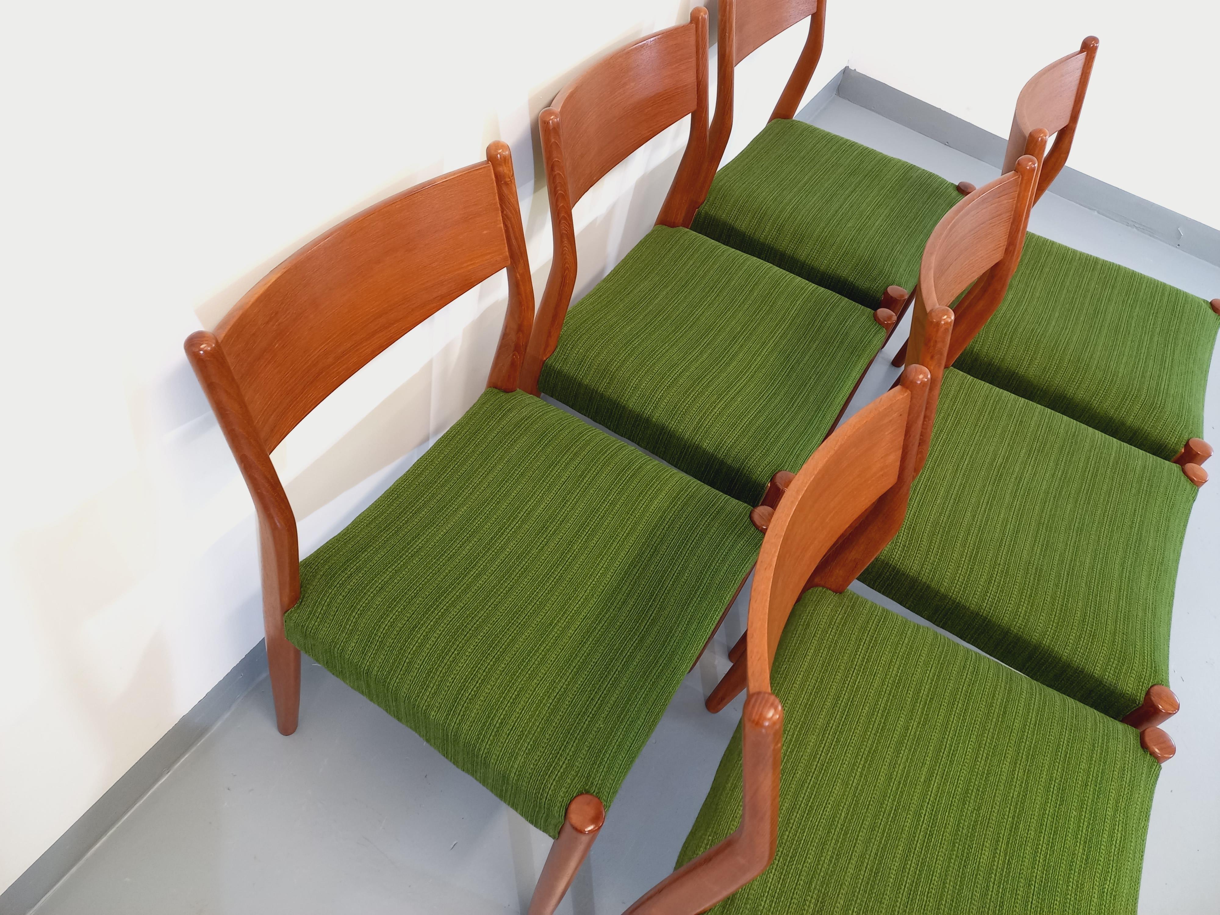 Suite de 6 chaises scandinaves vintage Cees Braakman en teck et tissu années 60 For Sale 1