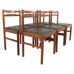 Suite de 6 chaises scandinaves vintage en teck et skai des années 60