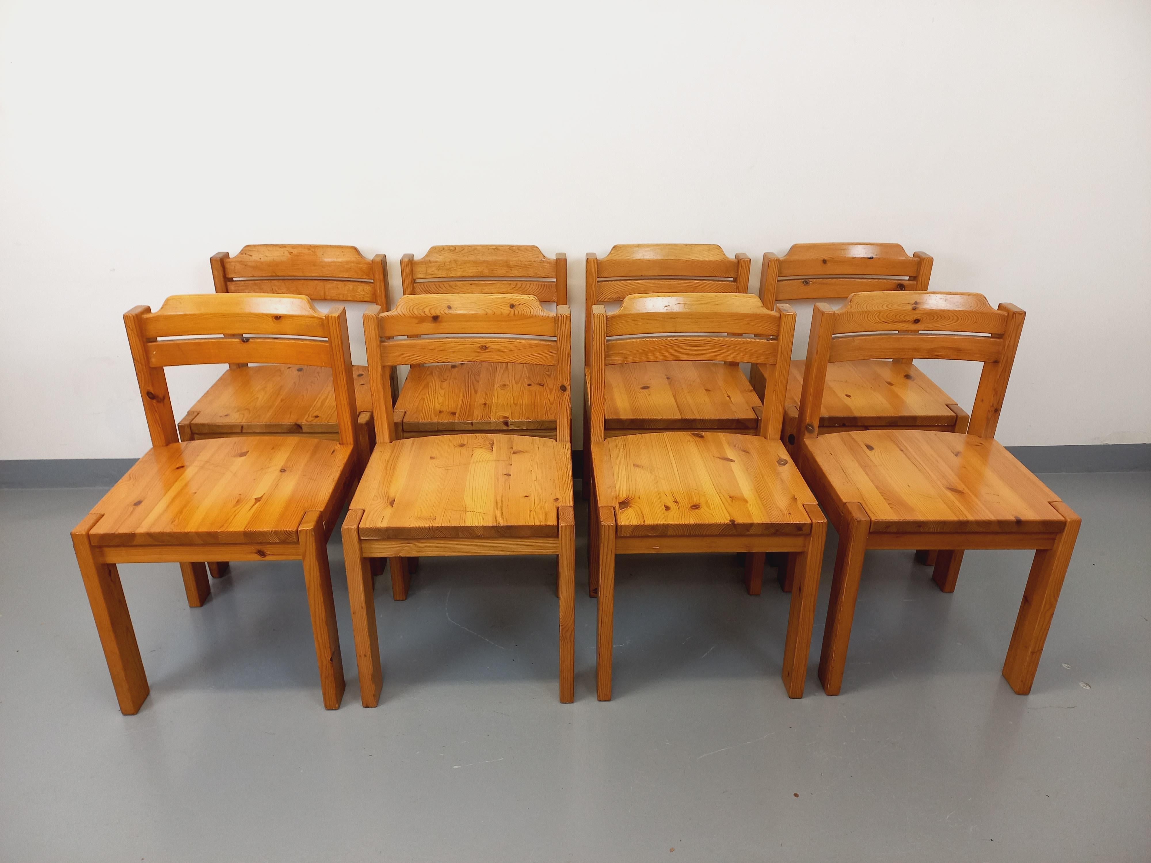 Suite de 8 chaises scandinaves vintage Ilmari Tapiovaara pour Asko en pin en venta 4