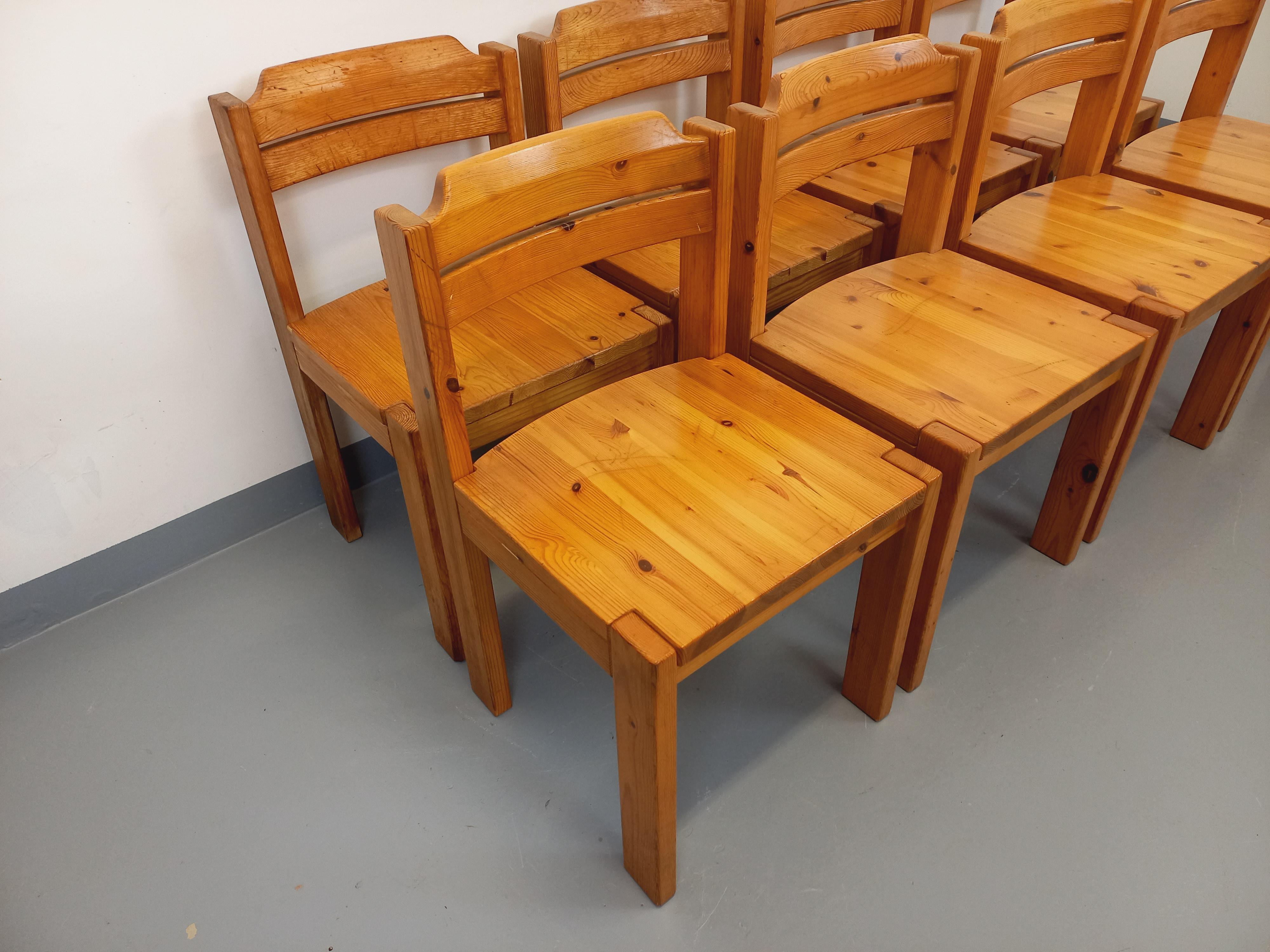 Suite de 8 chaises scandinaves vintage Ilmari Tapiovaara pour Asko en pin en Bueno estado para la venta en BESANÇON, FR