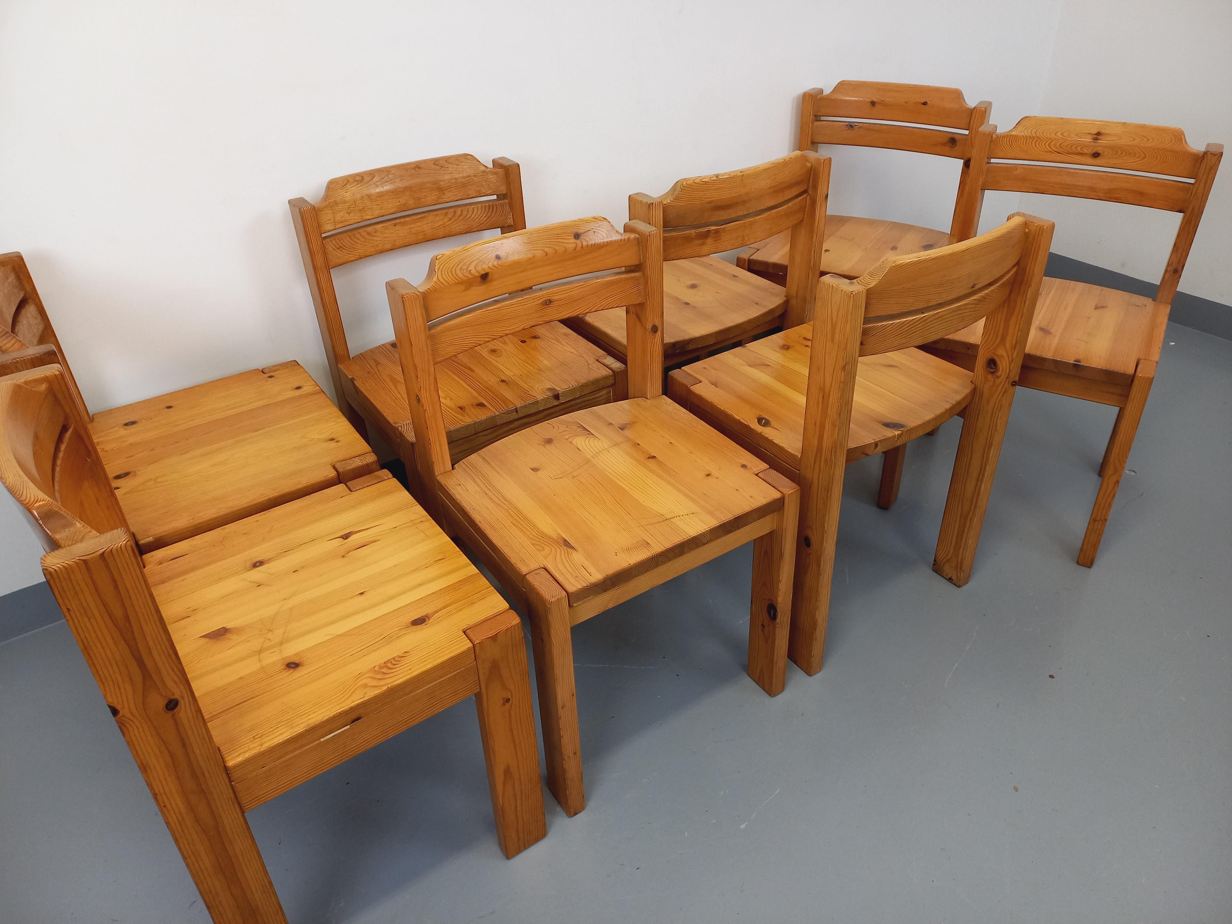 Suite de 8 chaises scandinaves vintage Ilmari Tapiovaara pour Asko en pin en venta 2