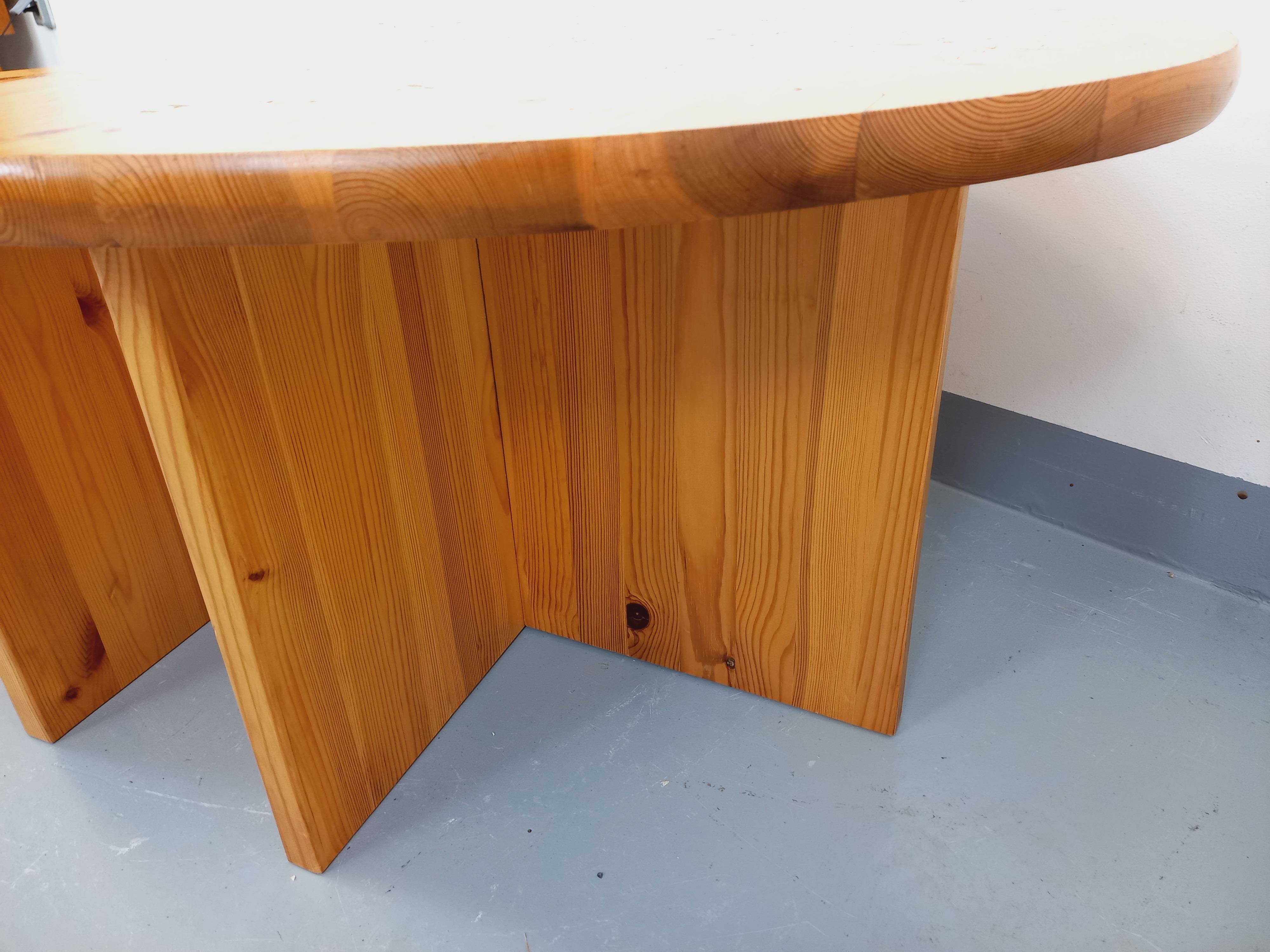 Mid-Century Modern Suite de deux tables basses modernistes vintage en pin des années 70