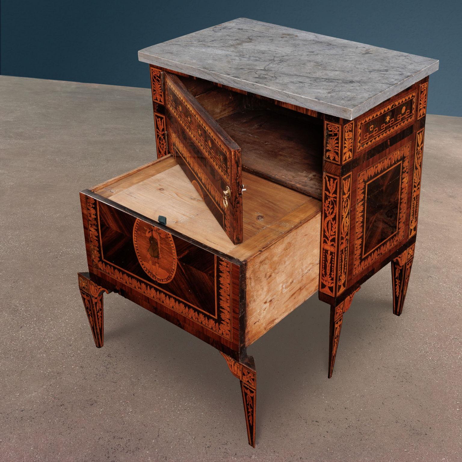 Suite of dressers and nightstands. Milan, early 19th cent. For Sale 9