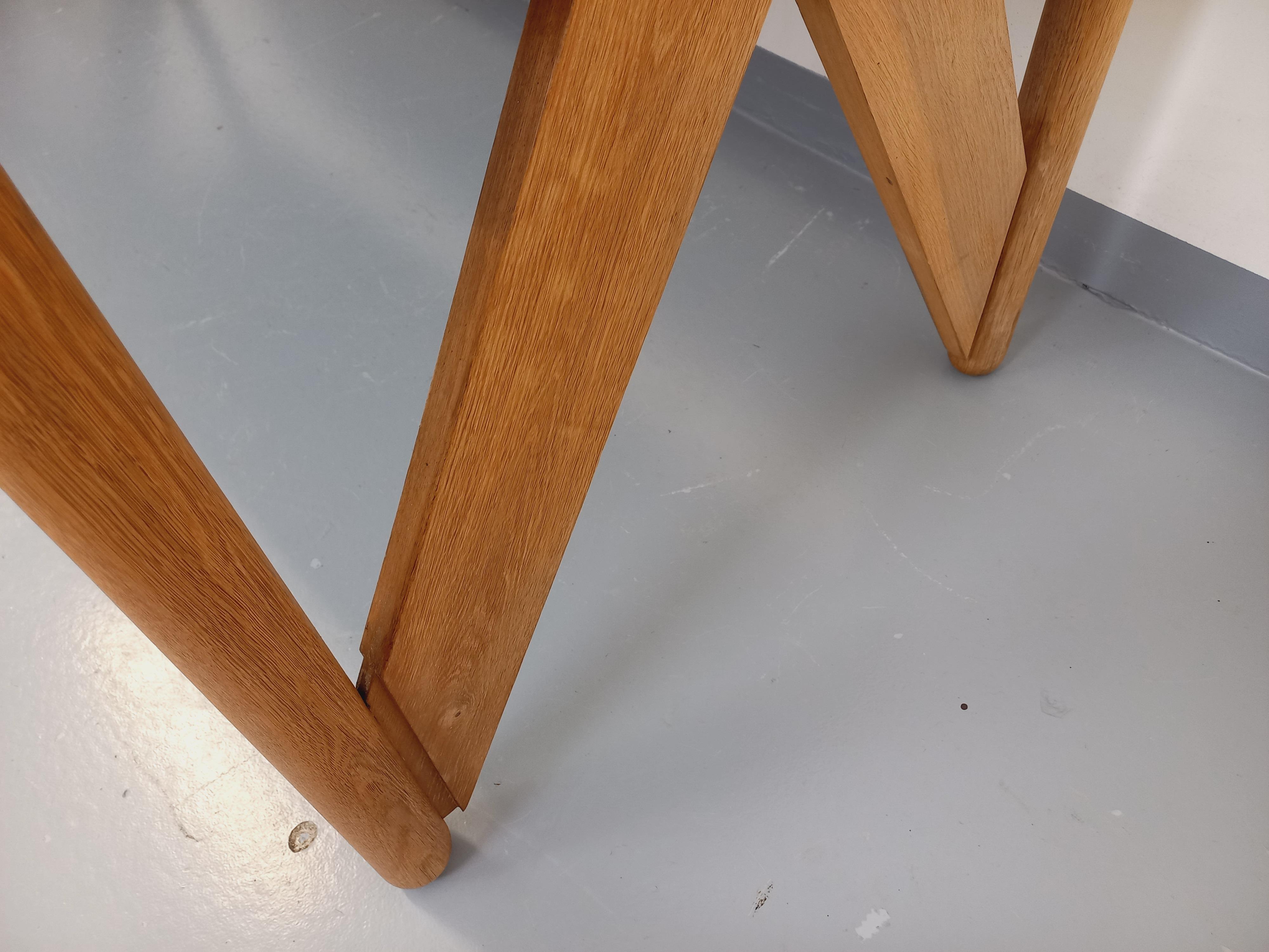 Suite exceptionnelle d'une grande table rectangulaire et de 4 chaises brutaliste im Angebot 13
