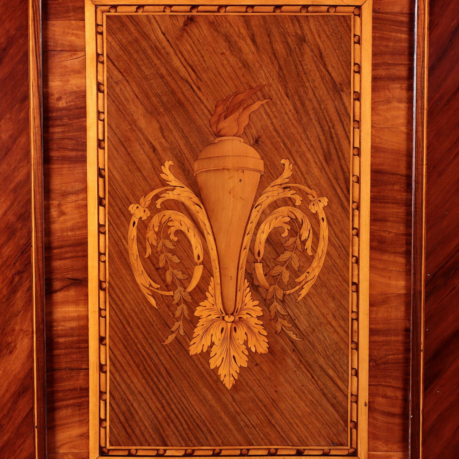 Suite Maggiolini Noce Italia 1804 in vendita 11