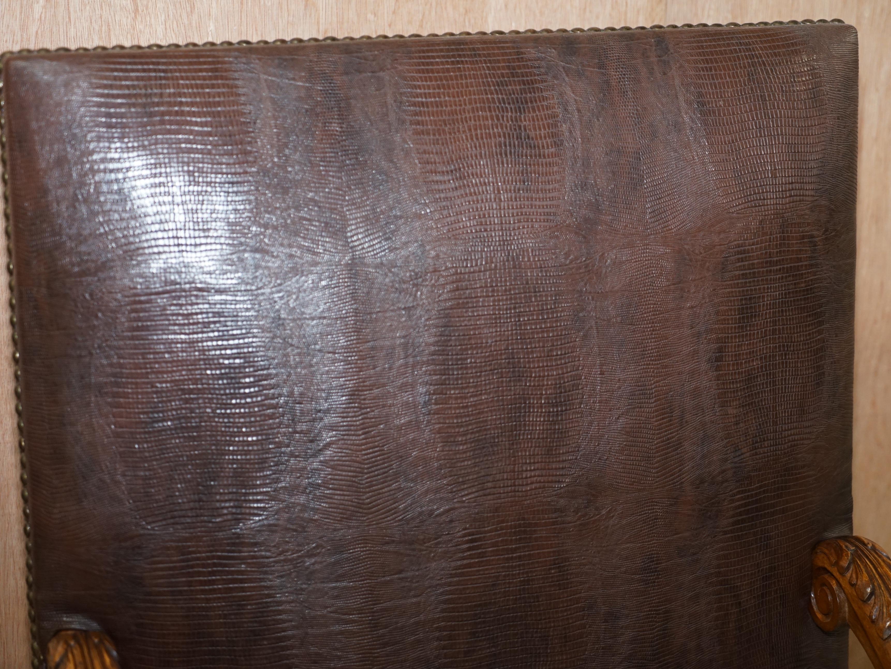 Suite von 10 Carolean-Esszimmerstühlen mit Krokodil-Alligator-Patina-Leder Ten im Angebot 9