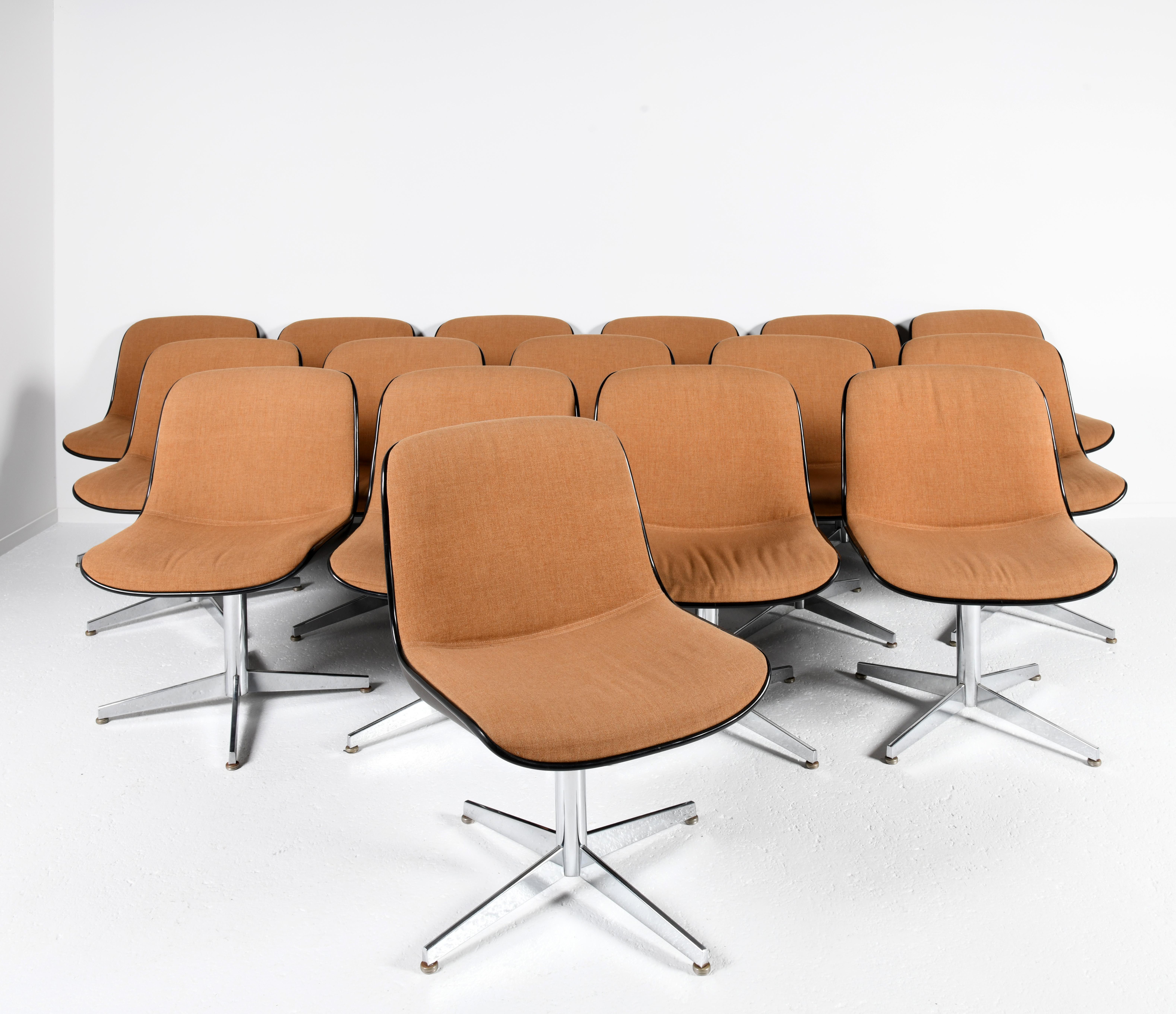 Space Age Suite of 16 chairs model 451 designed by Randall Buck for Strafor France 1970s