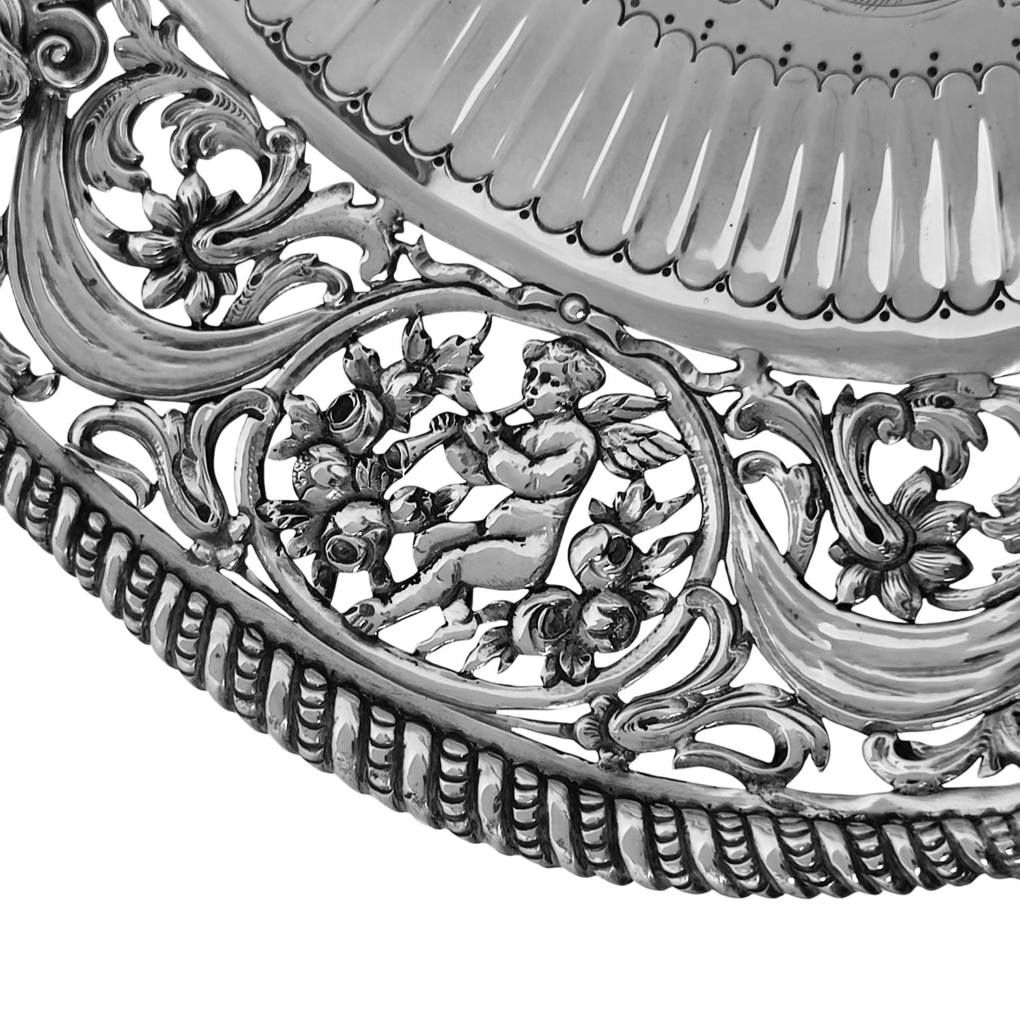 Suite of 3 Antique Silver Comports Centrepieces London 1887 Set Baskets For Sale 9