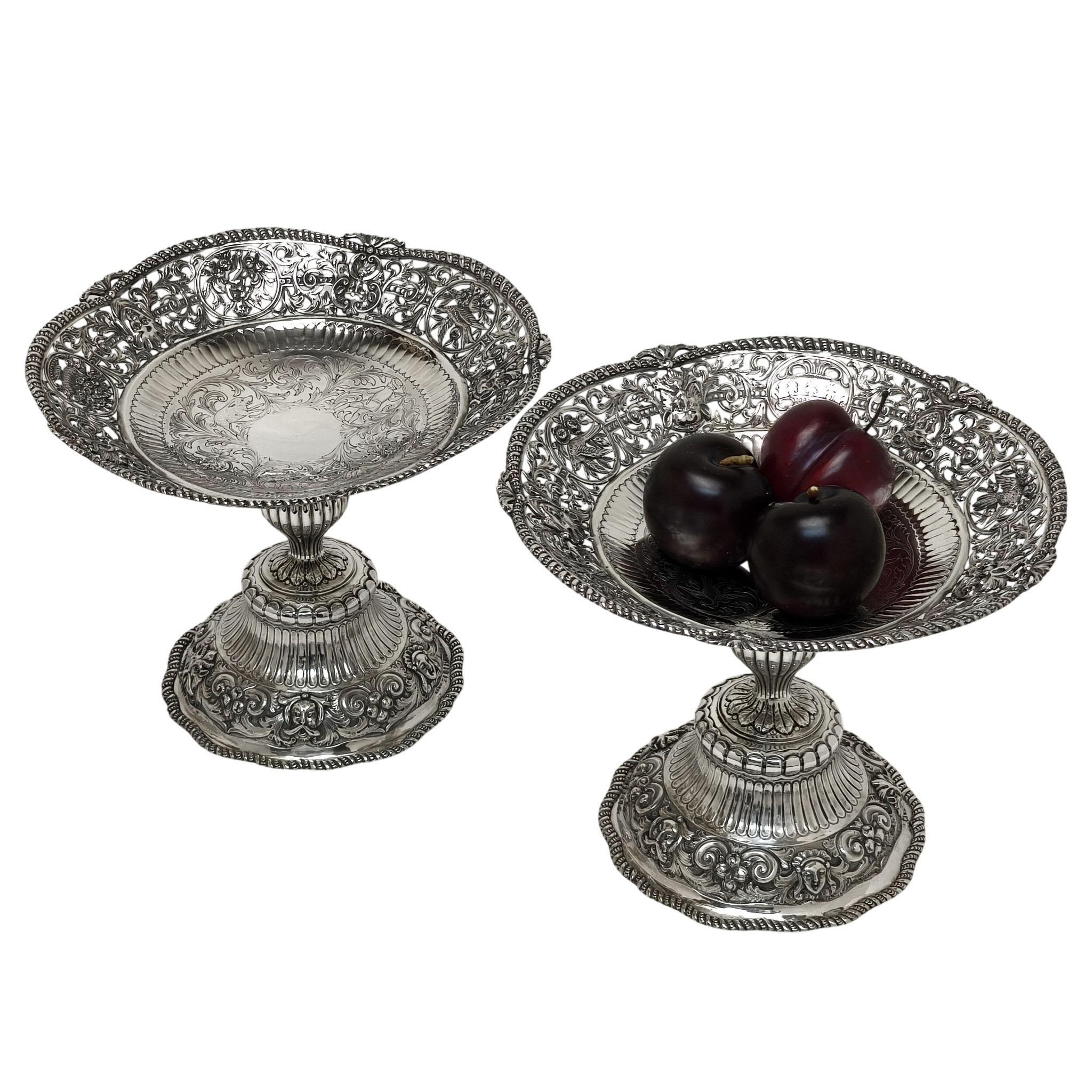 Suite of 3 Antique Silver Comports Centrepieces London 1887 Set Baskets For Sale 3