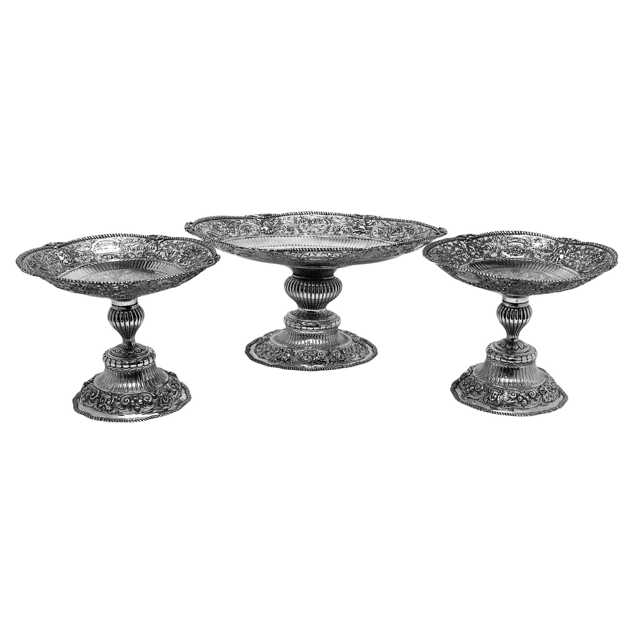 Suite of 3 Antique Silver Comports Centrepieces London 1887 Set Baskets