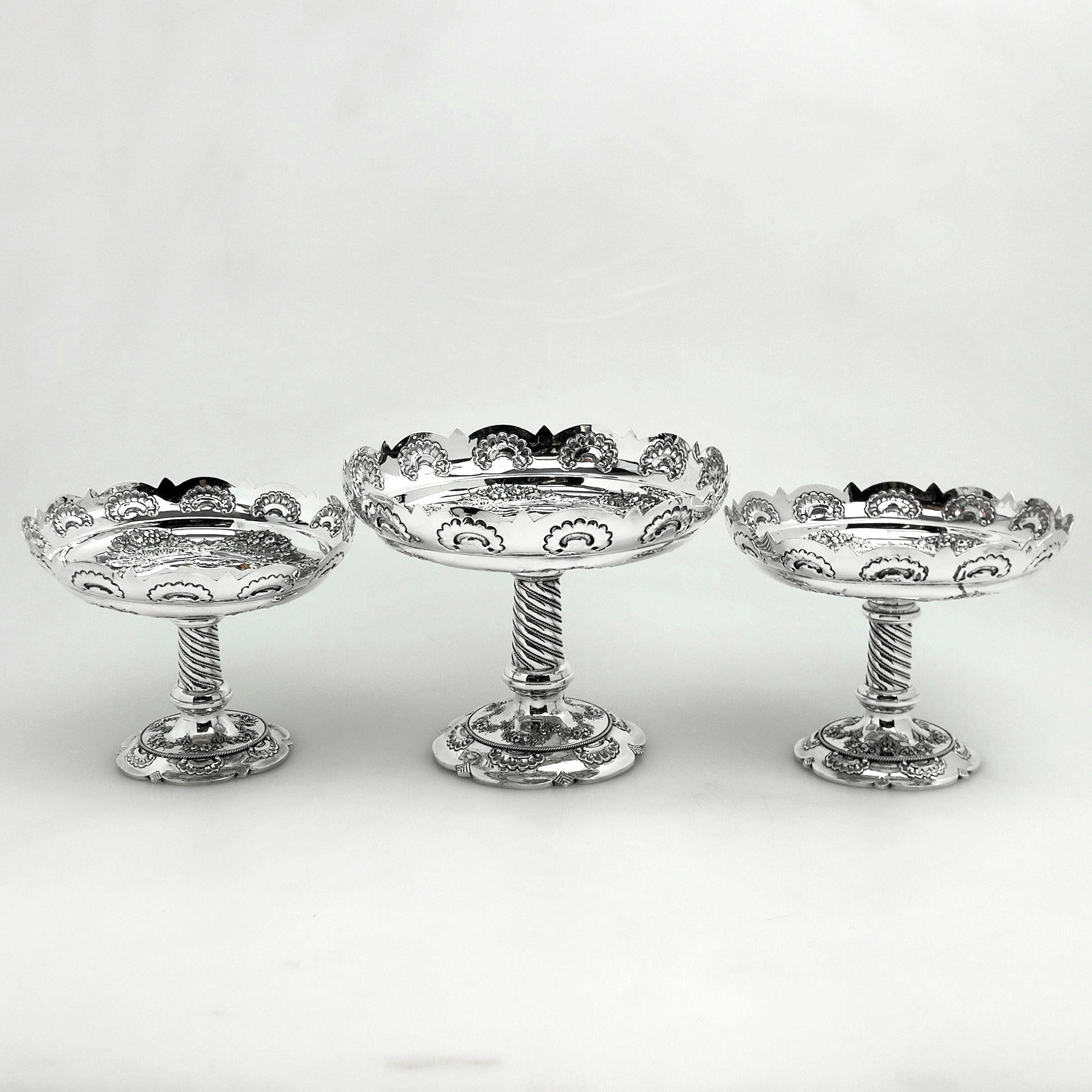 English Suite of 3 Antique Victorian Silver Comports / Dishes 1892 / 93 Centrepiece For Sale
