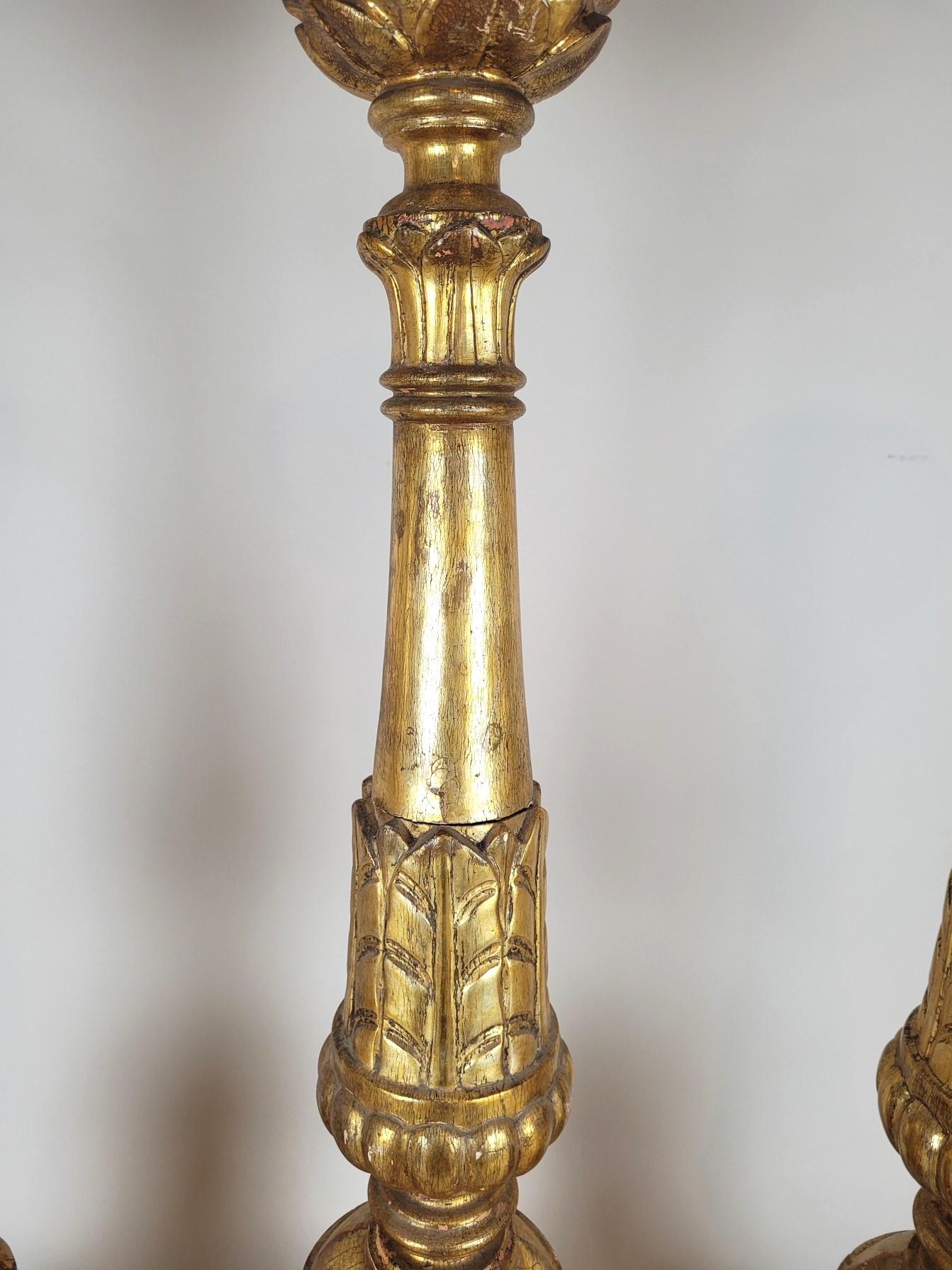 Suite Of 3 Large Candlesticks In Golden Wood, Early 19th Century For Sale 3