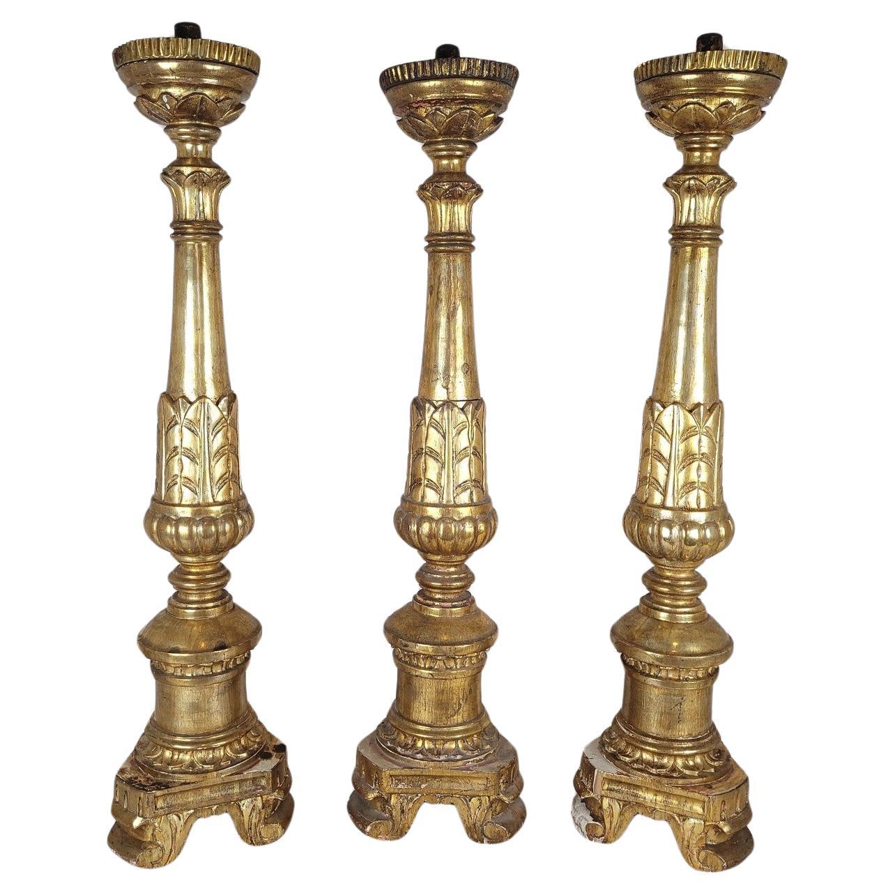Suite Of 3 Large Candlesticks In Golden Wood, Early 19th Century For Sale