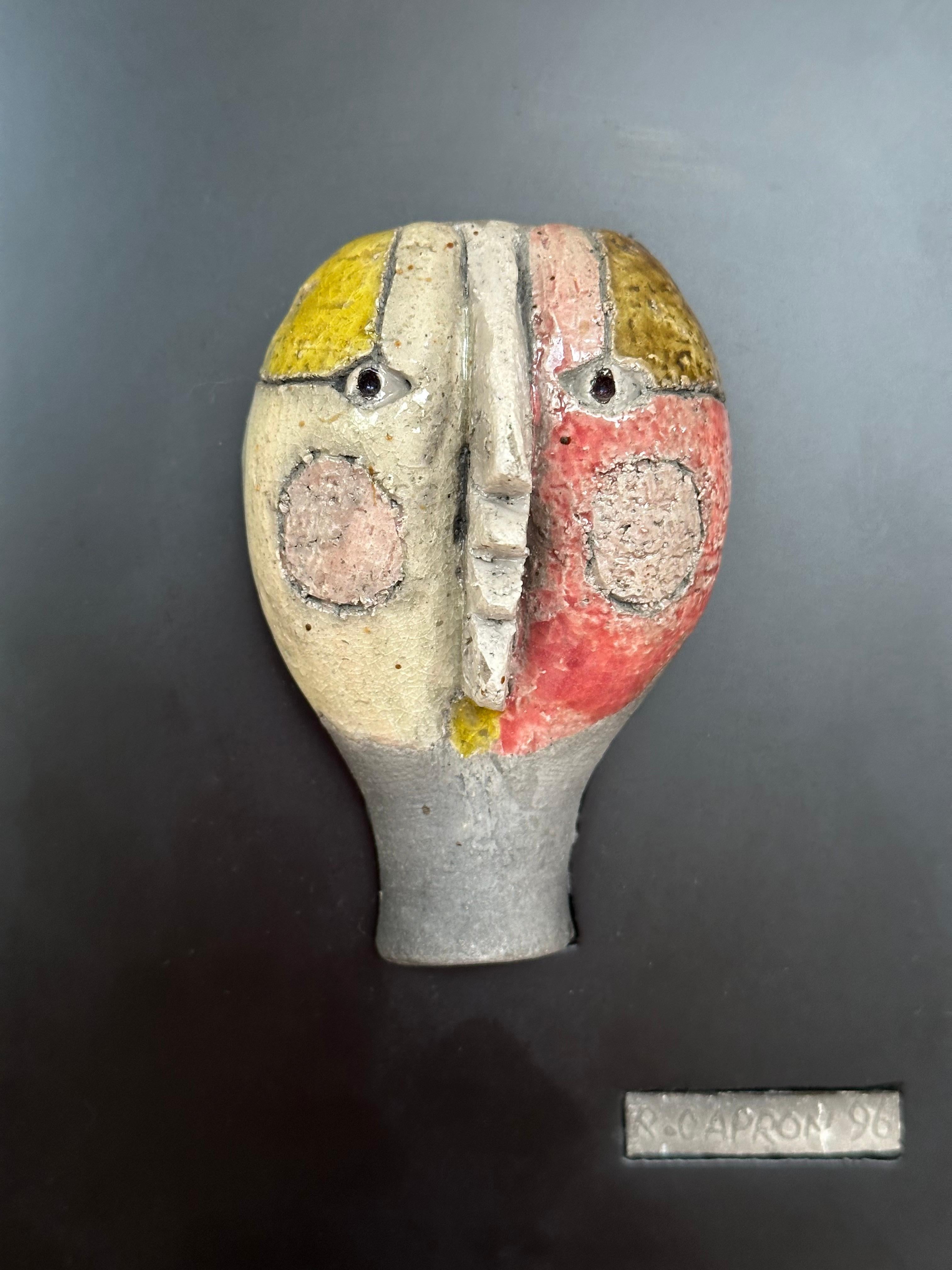 Vernissé Suite de 3 masques Raku, Roger Capron, Vallauris 1996 en vente