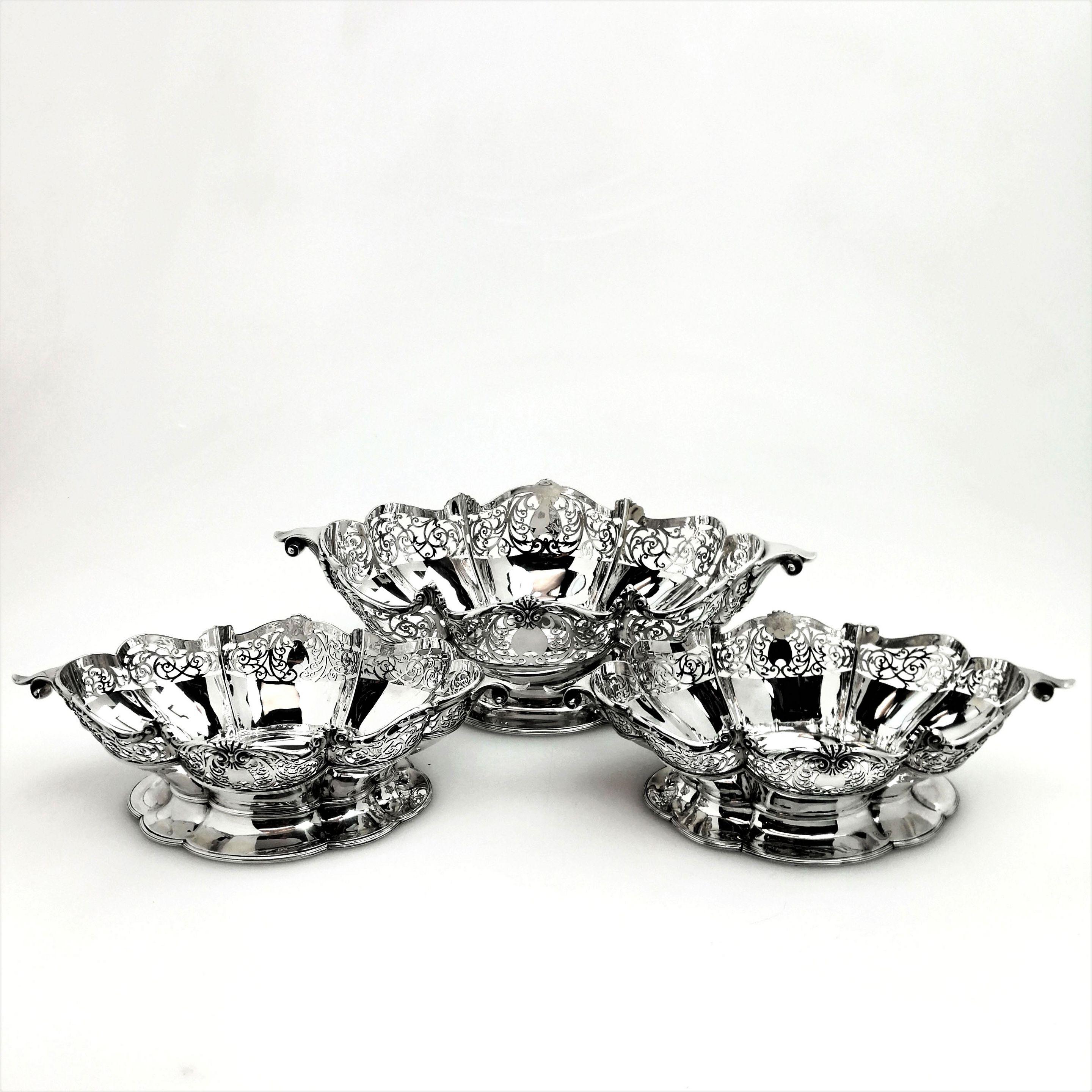 English Suite of 3 Sterling Silver Baskets / Dishes Sheffield 1921-1922