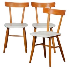 Suite de 3 chaises vintage éditées par Ton, années 1960