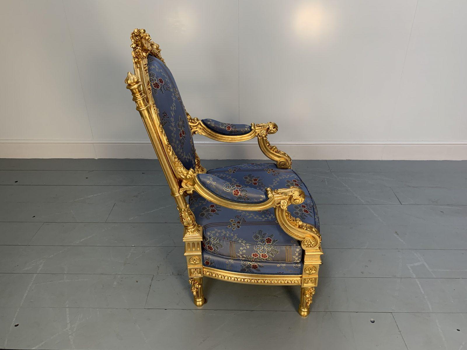 Suite de 4 fauteuils baroques rococo d'Asnaghi en soie florale et dorée en vente 2