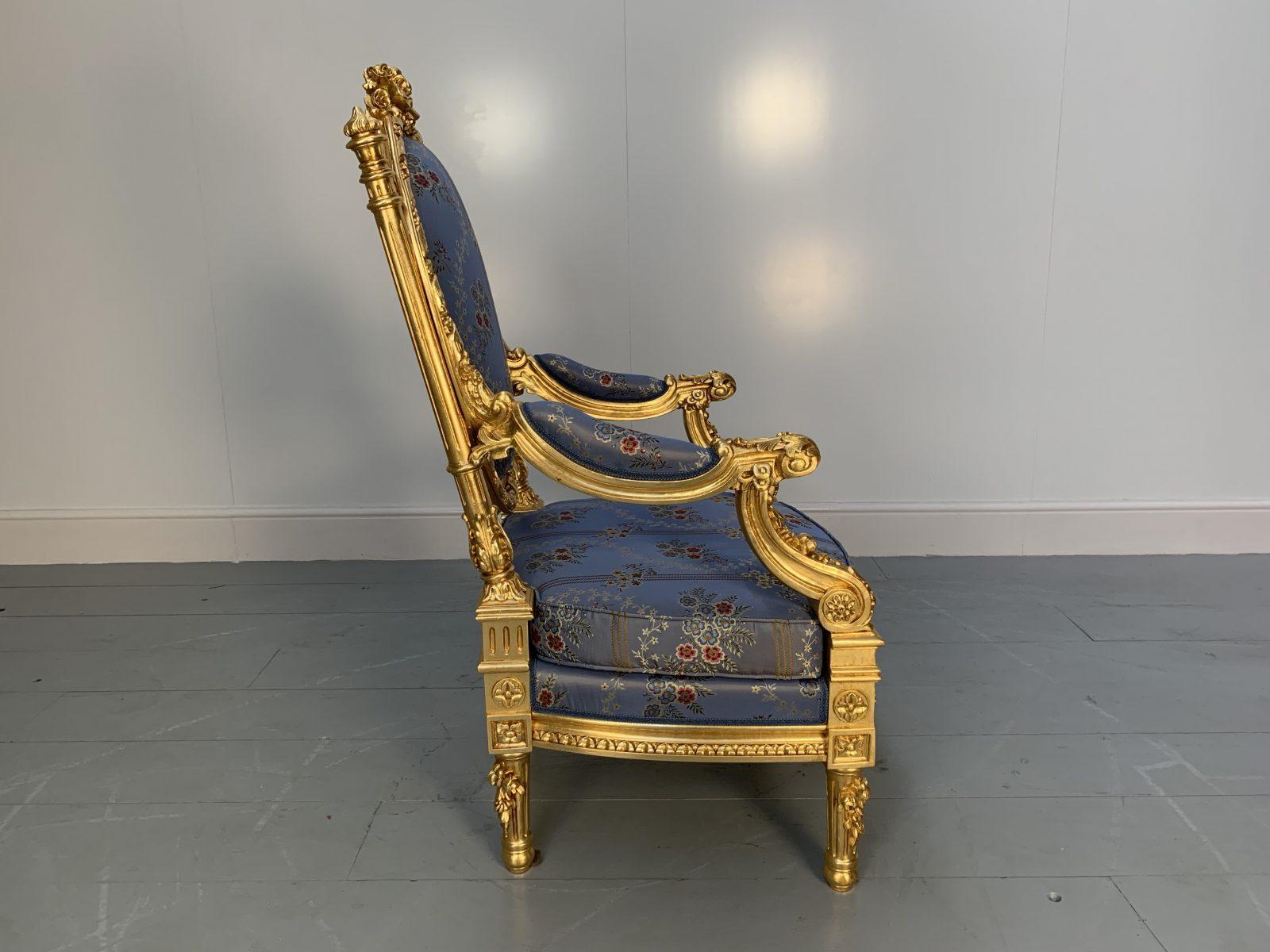 XXIe siècle et contemporain Suite de 4 fauteuils baroques rococo d'Asnaghi en soie florale et dorée en vente