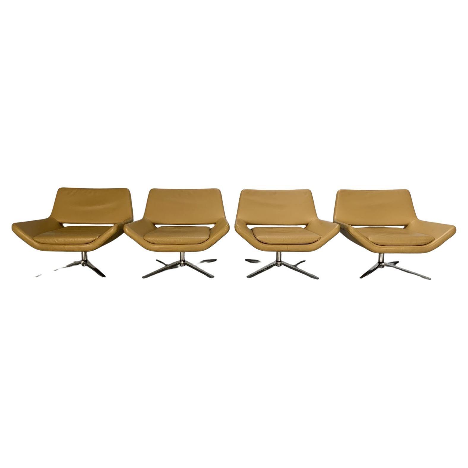 Suite de 4 fauteuils B&B Italia Metropolitan ME84 en cuir Gamma brun clair